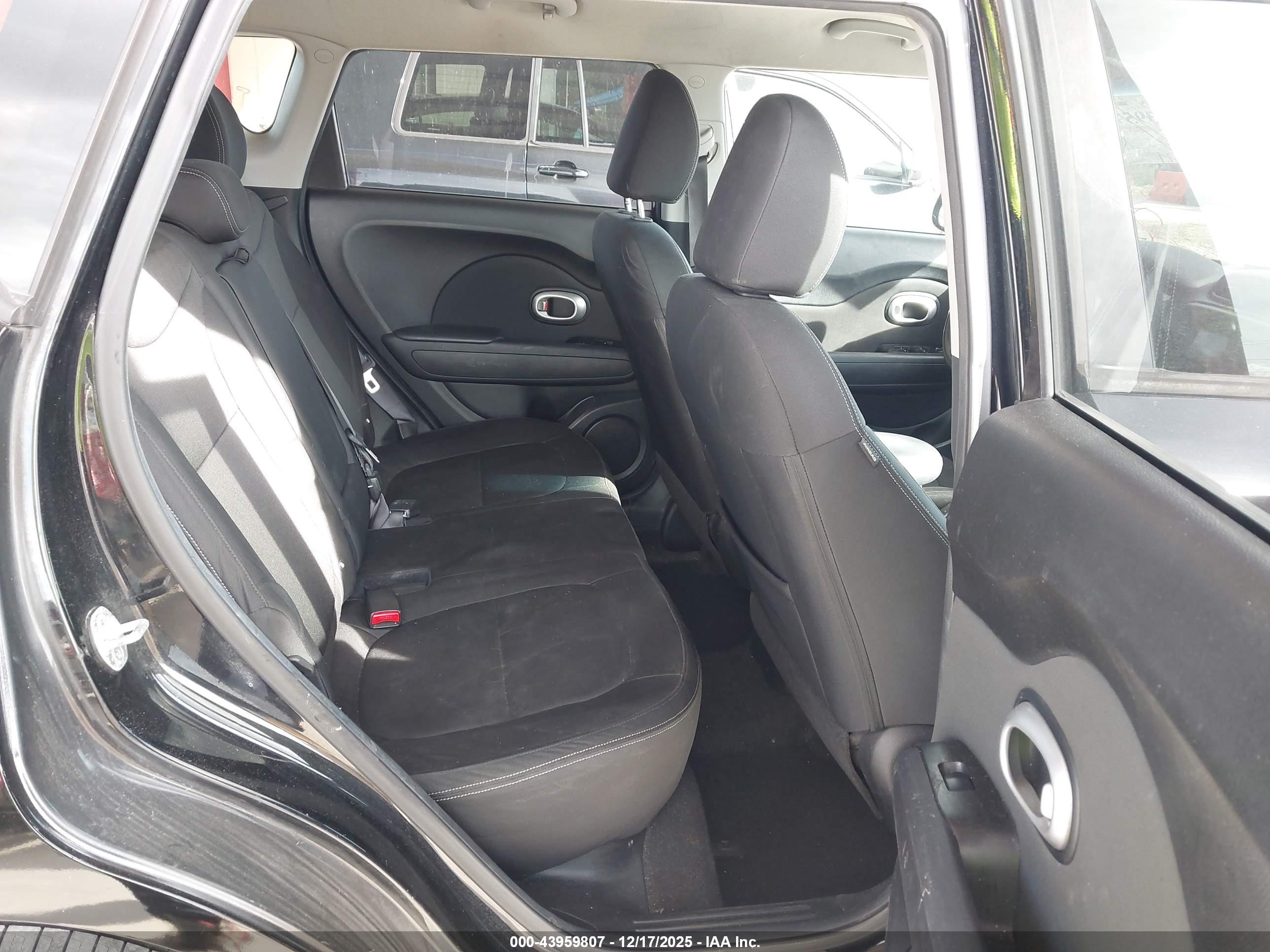 KIA SOUL image 8