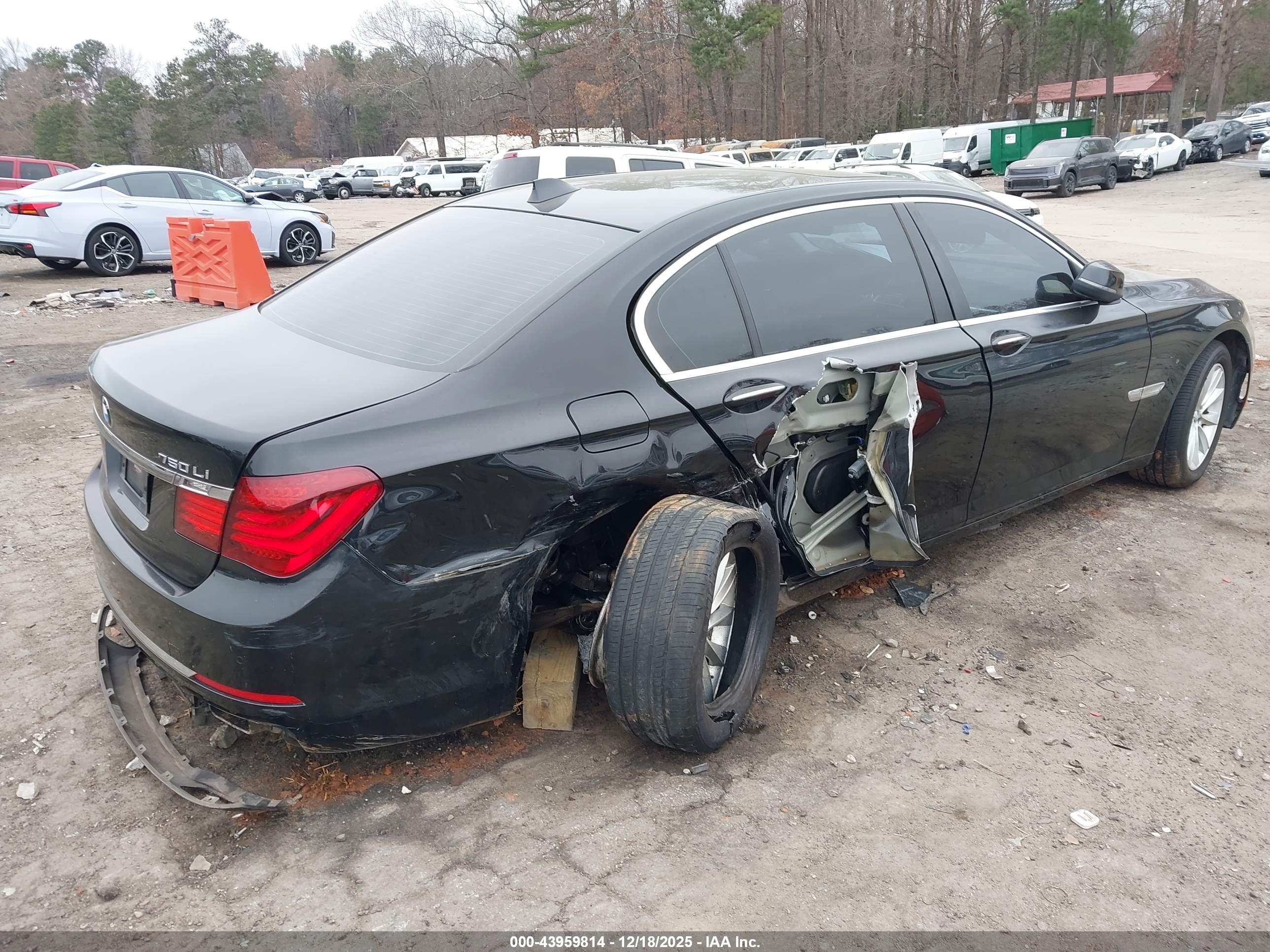 BMW 740LI image 4
