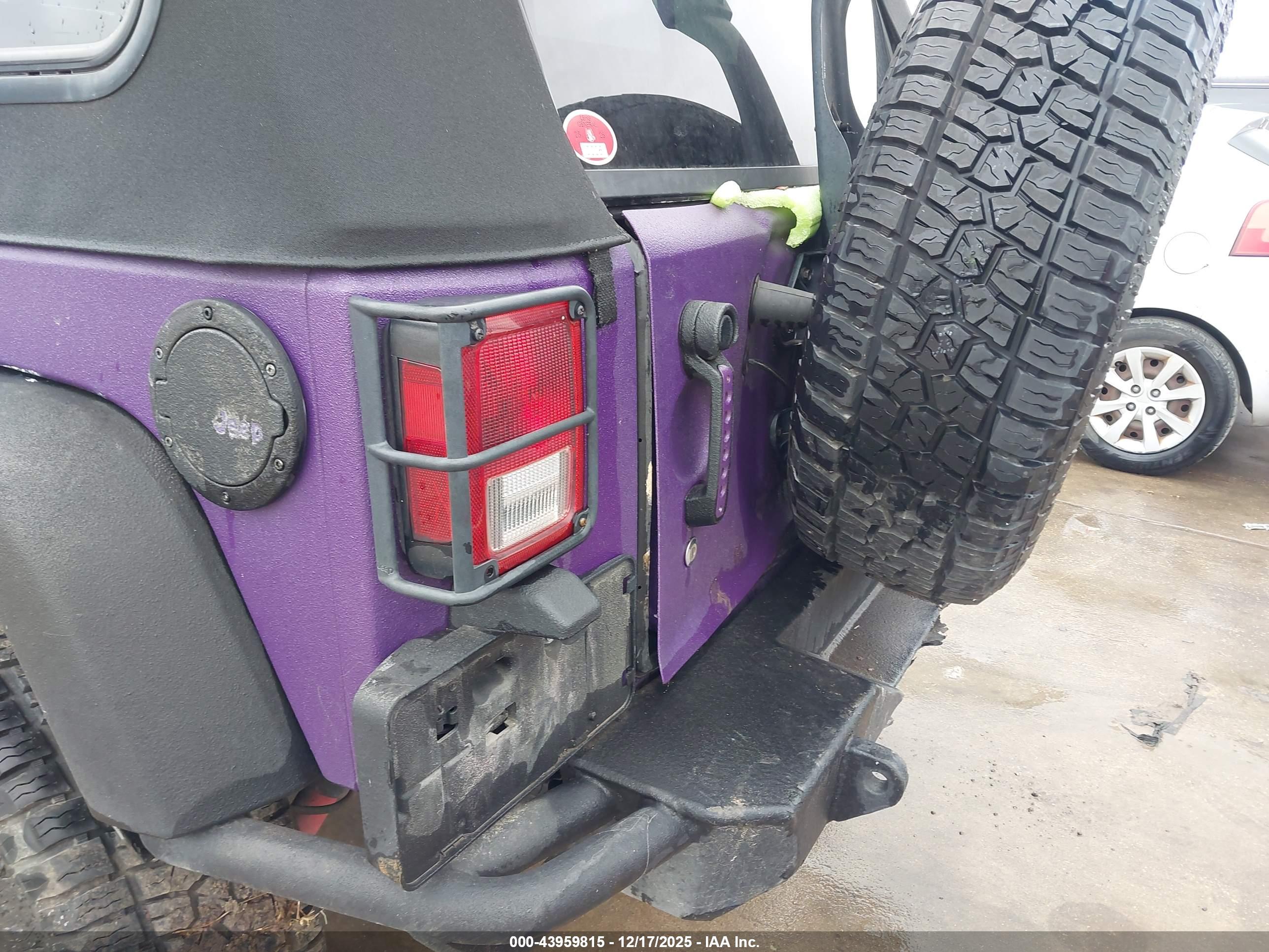 JEEP WRANGLER image 6