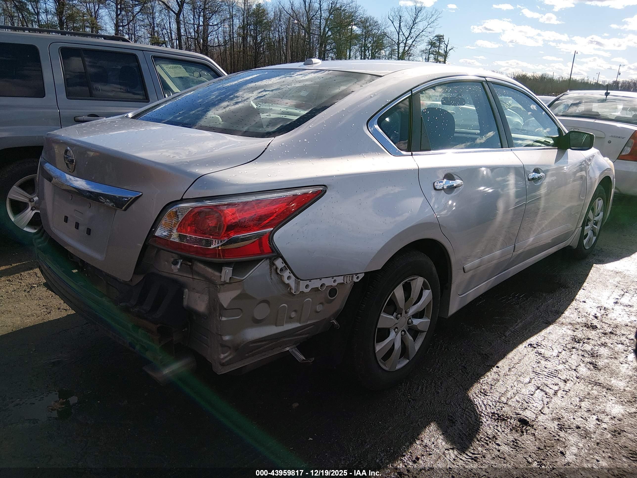 NISSAN ALTIMA image 4