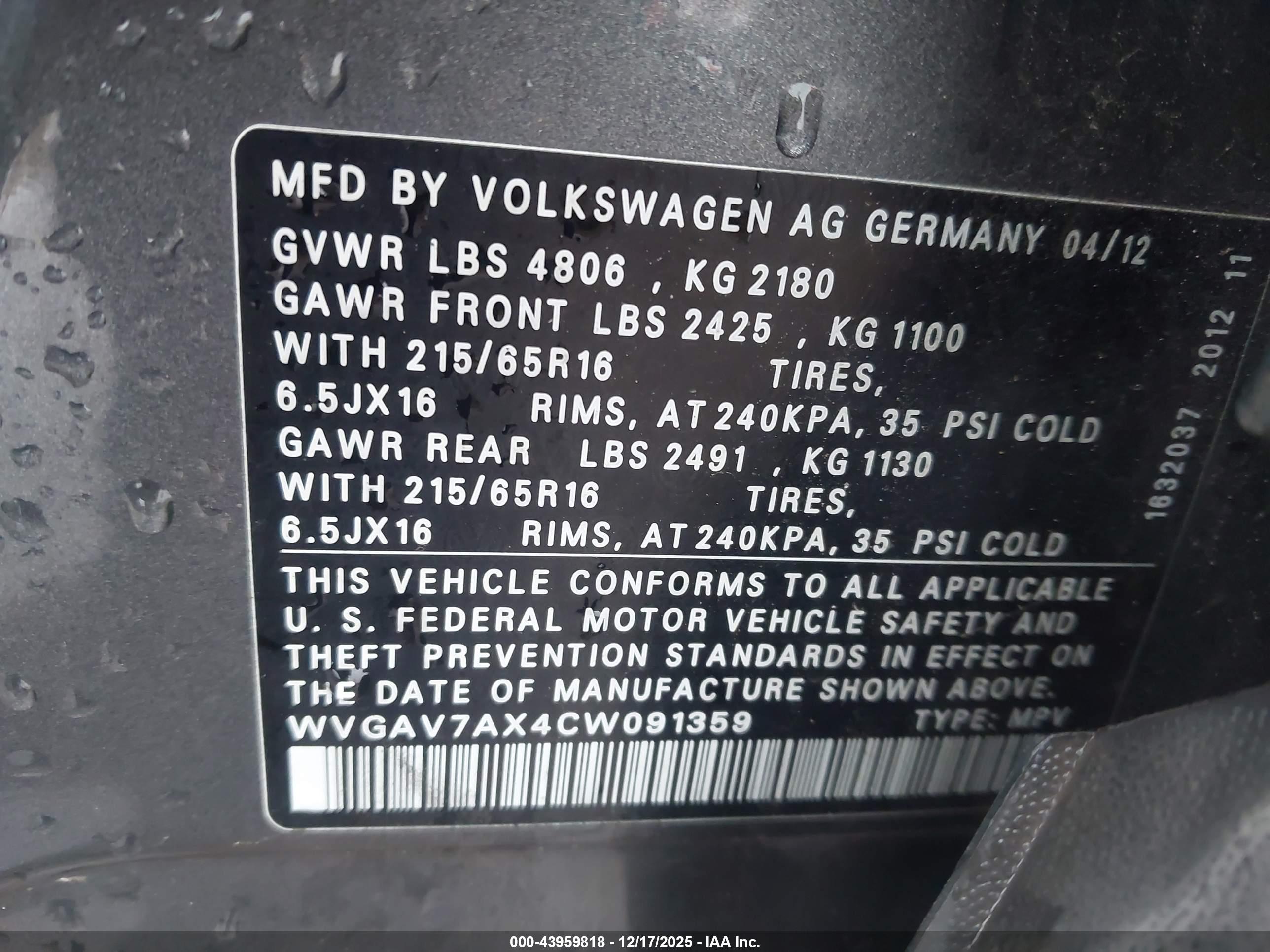 VOLKSWAGEN TIGUAN image 9