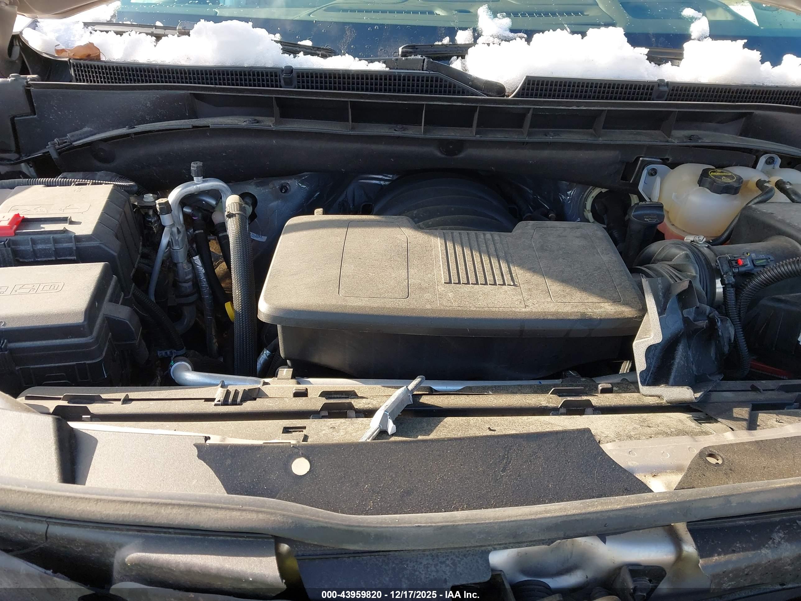 GMC YUKON image 10