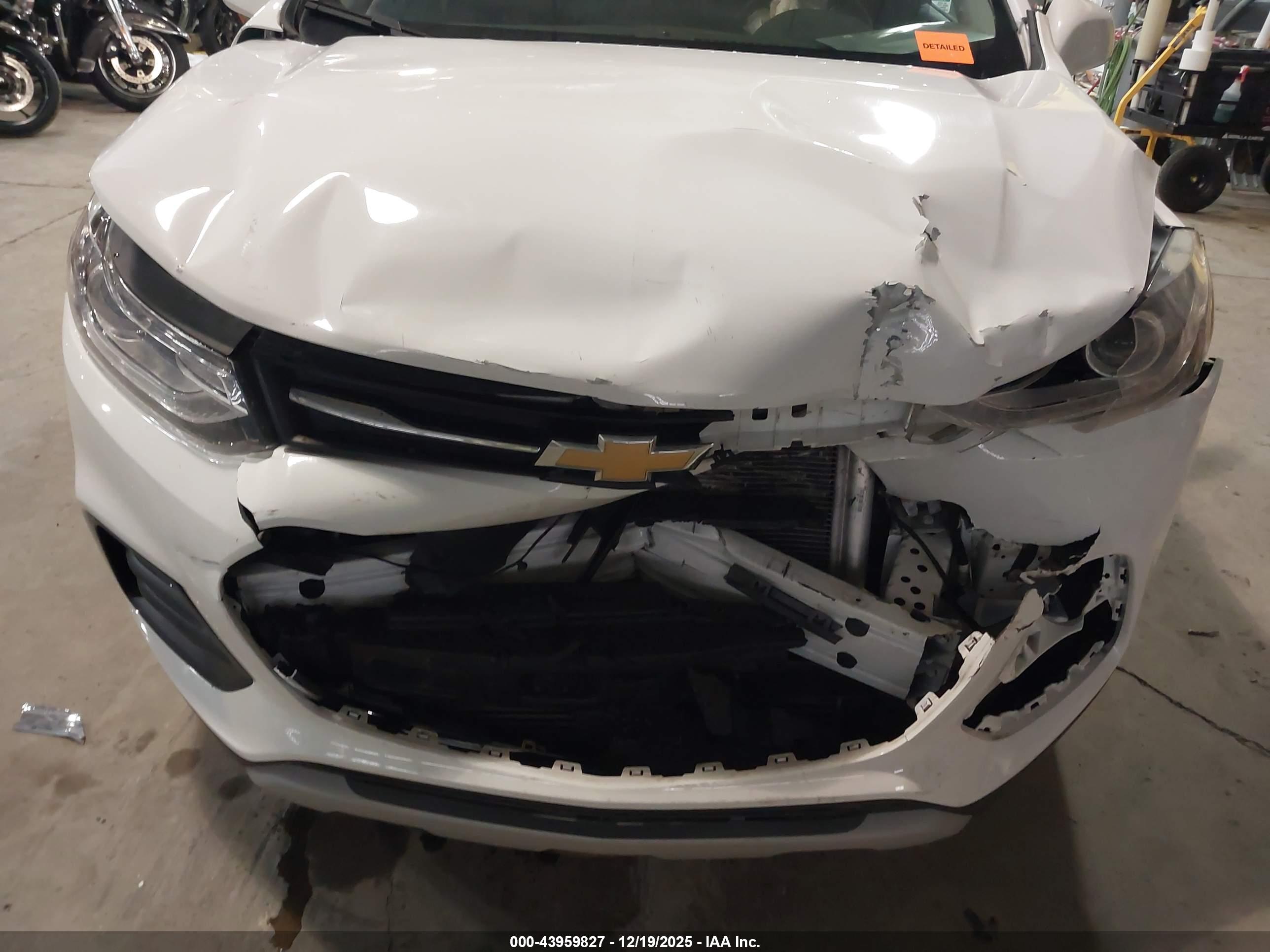 CHEVROLET TRAX image 6