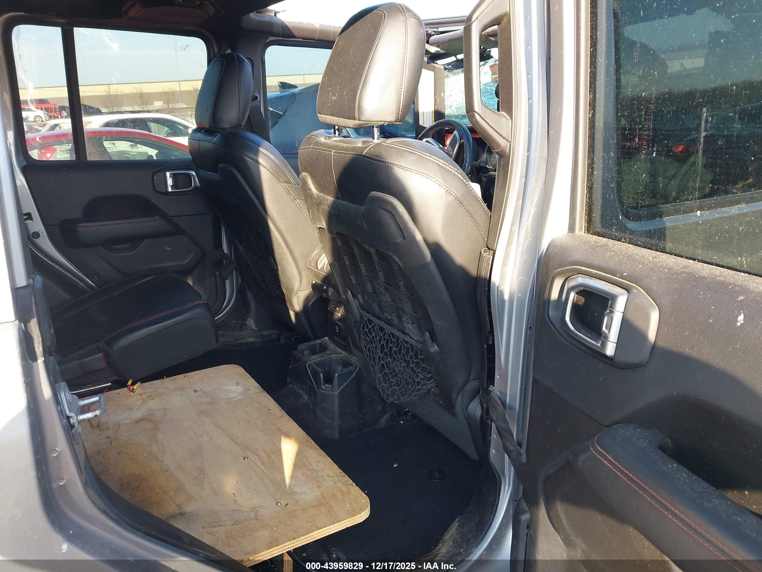 JEEP GLADIATOR image 8