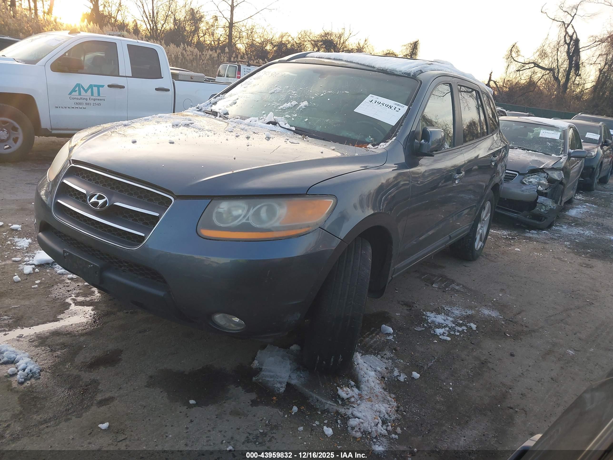 HYUNDAI SANTA image 2