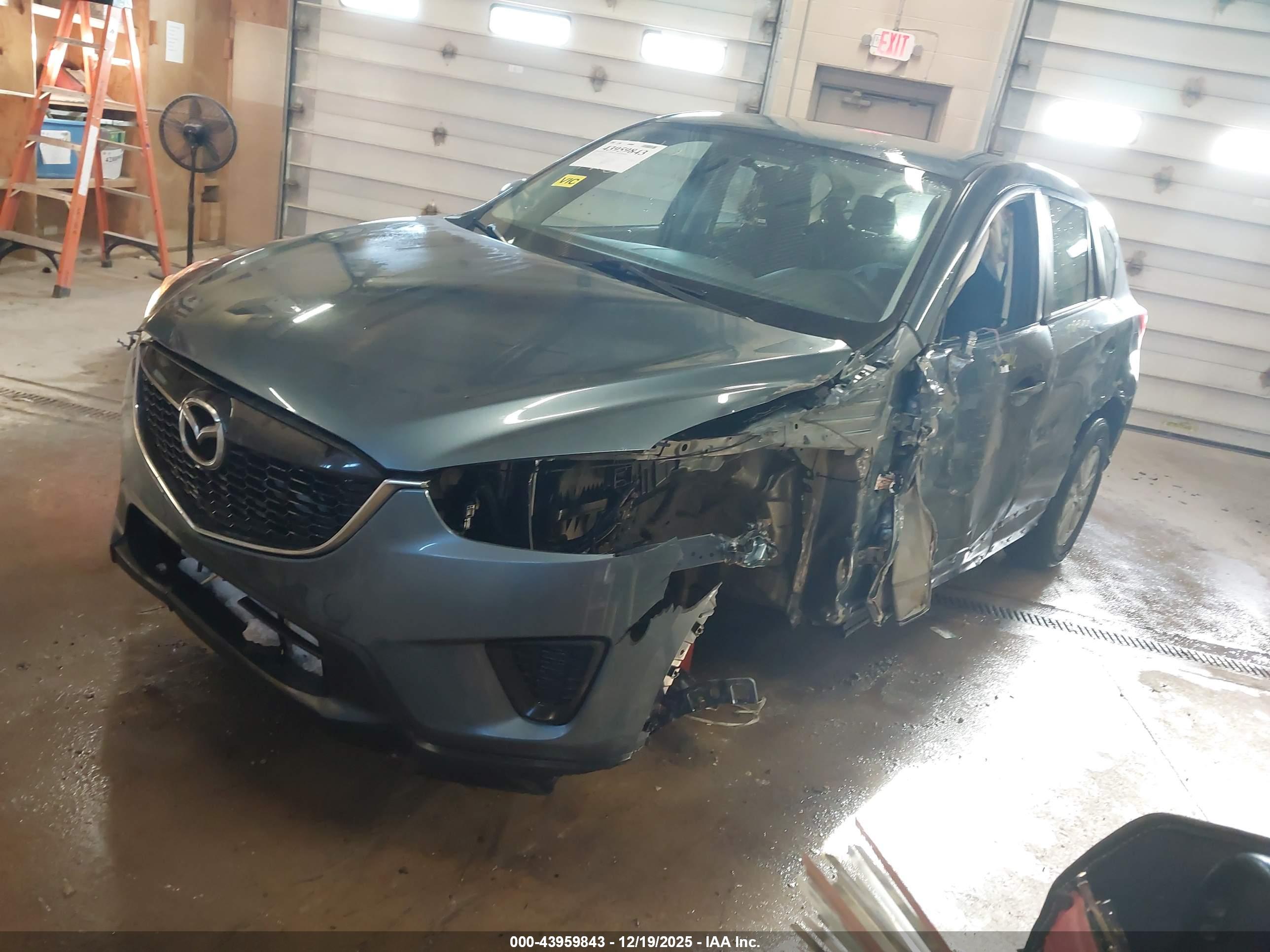 MAZDA CX-5 image 2