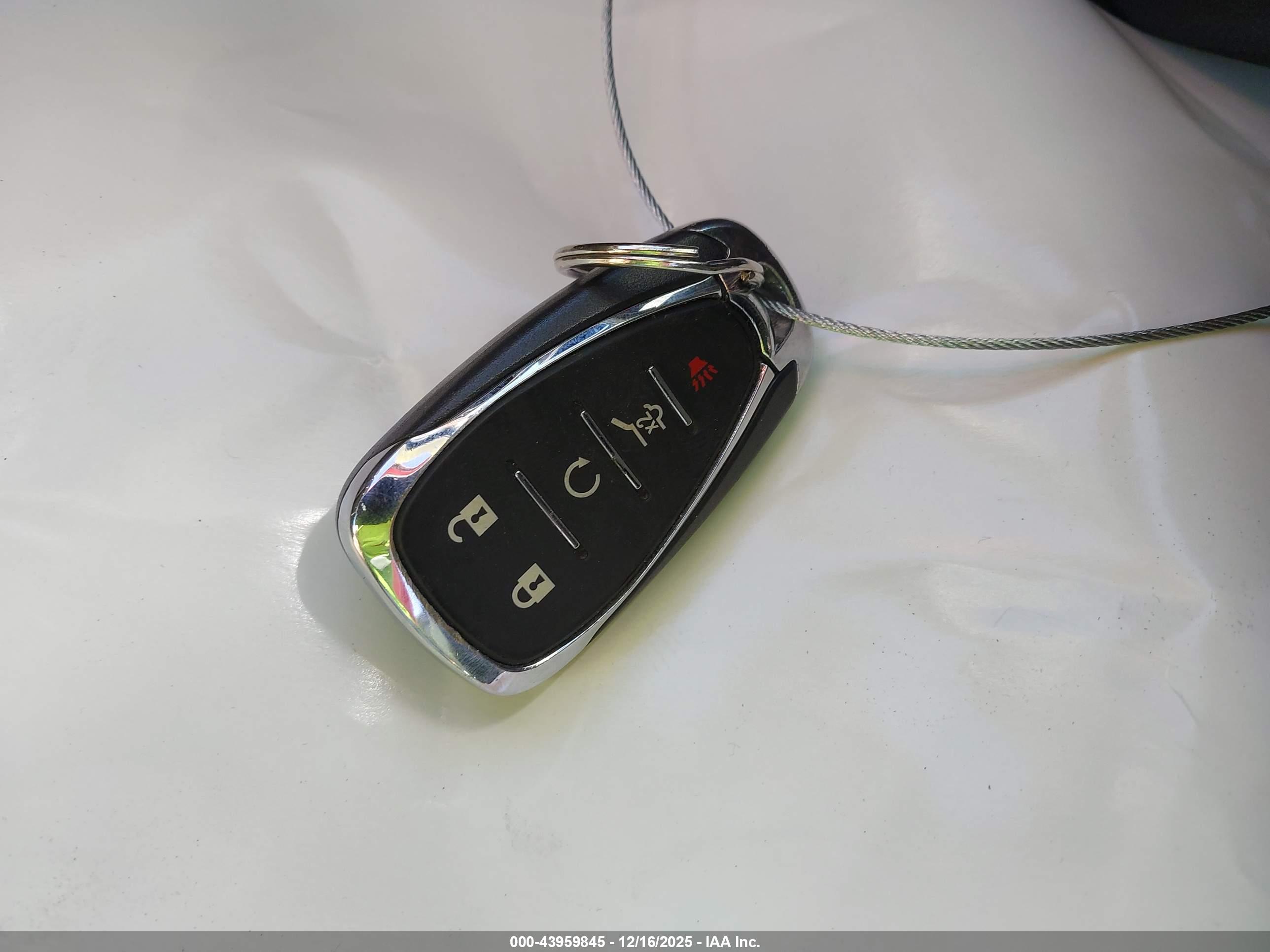 CHEVROLET EQUINOX image 11