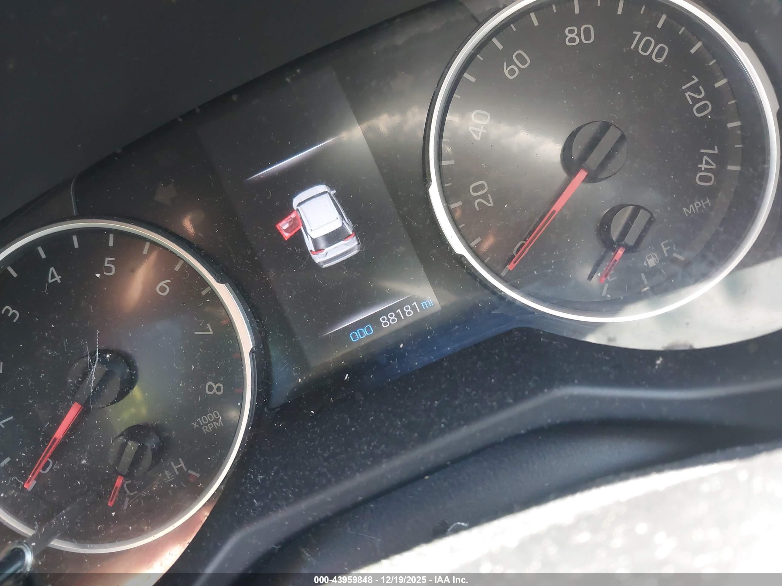 TOYOTA RAV4 image 7