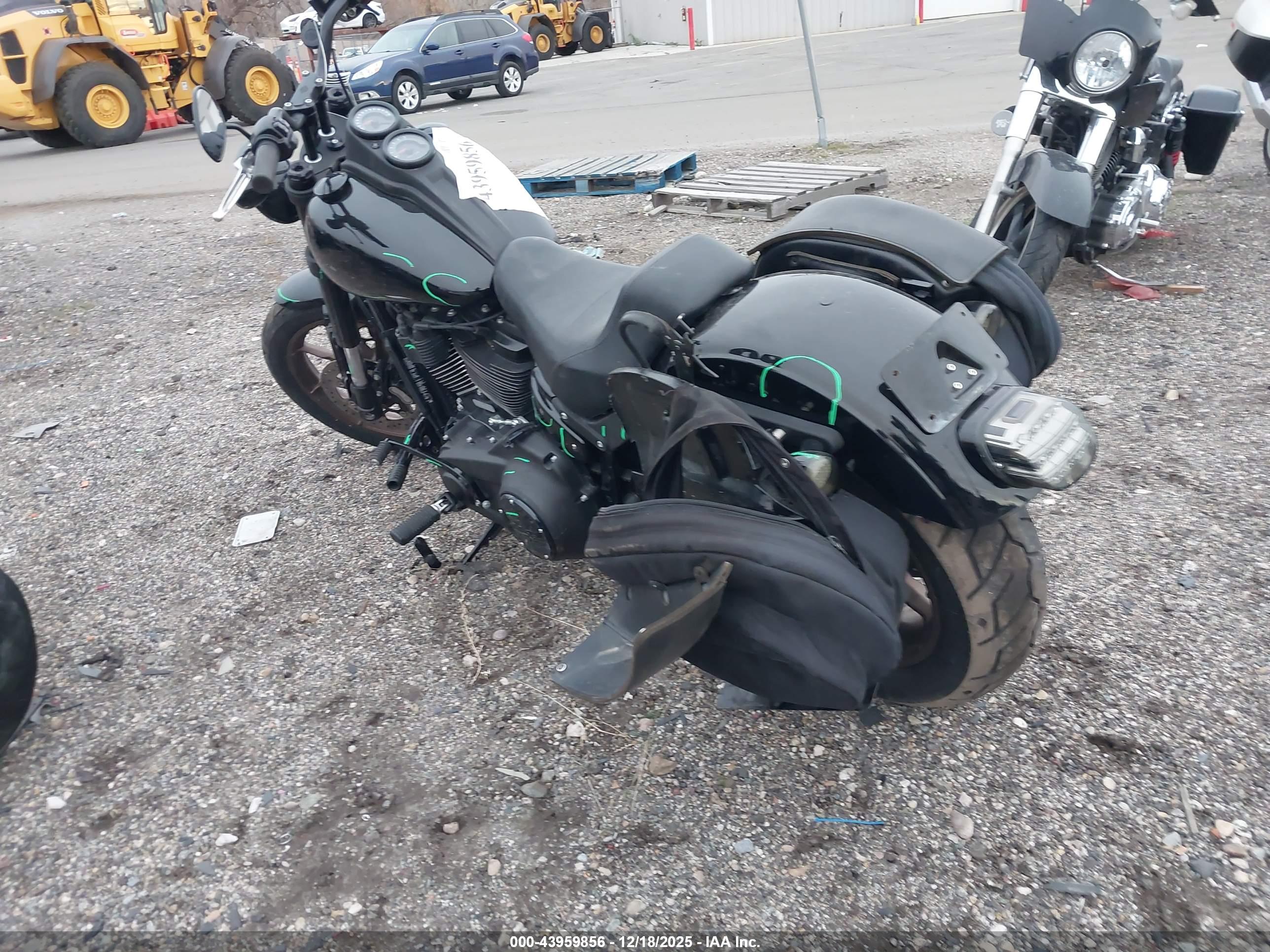 HARLEY-DAVIDSON FXLRS image 3