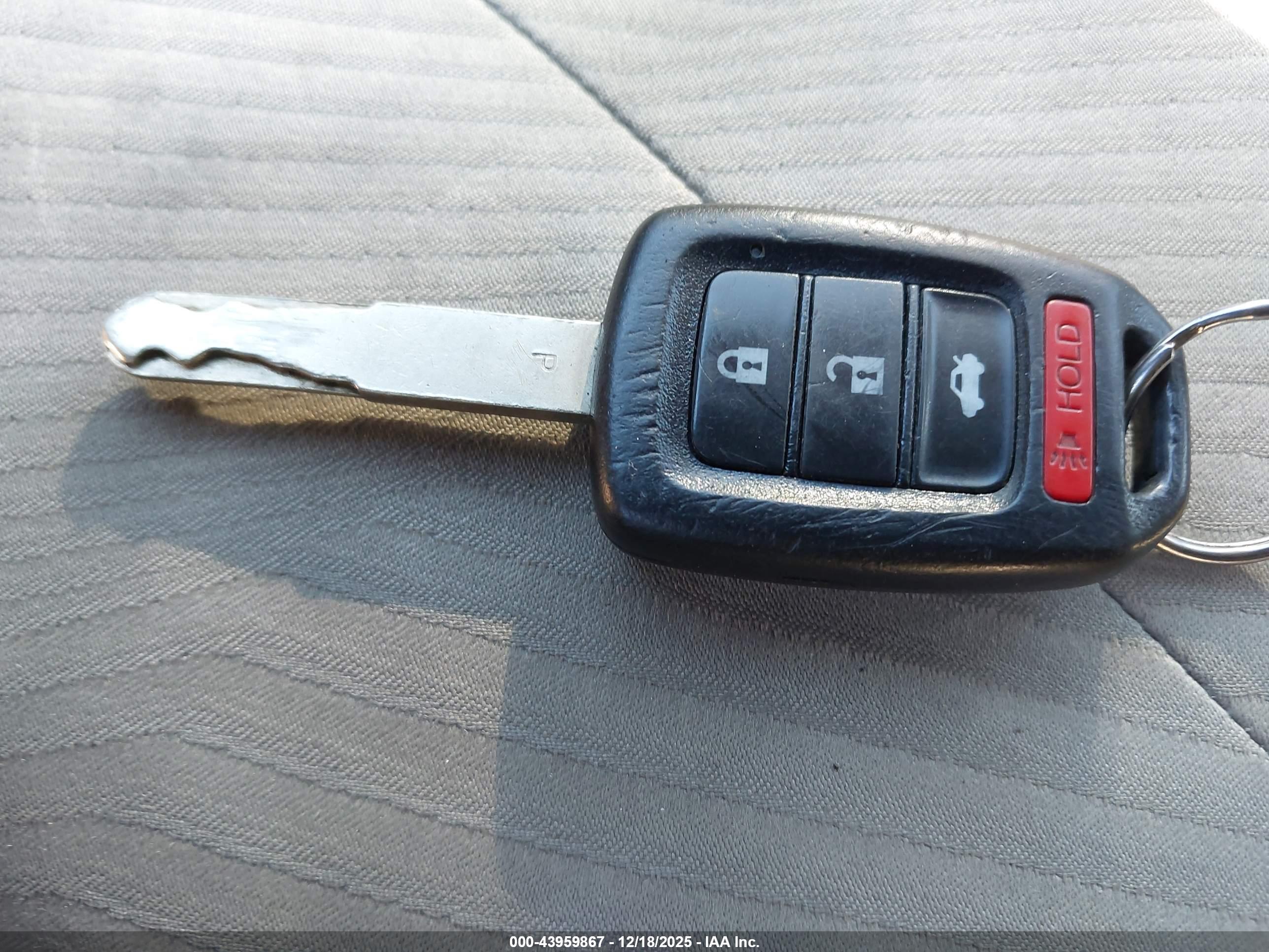 HONDA ACCORD image 11