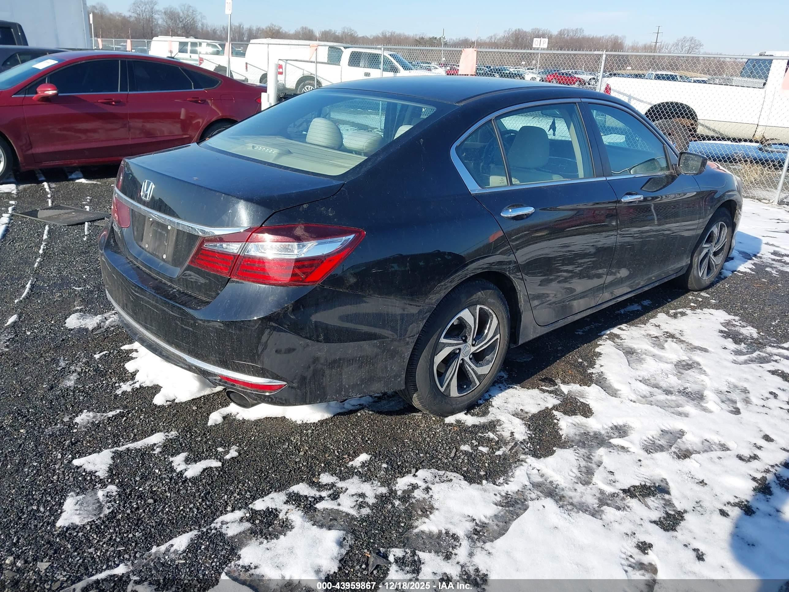 HONDA ACCORD image 4