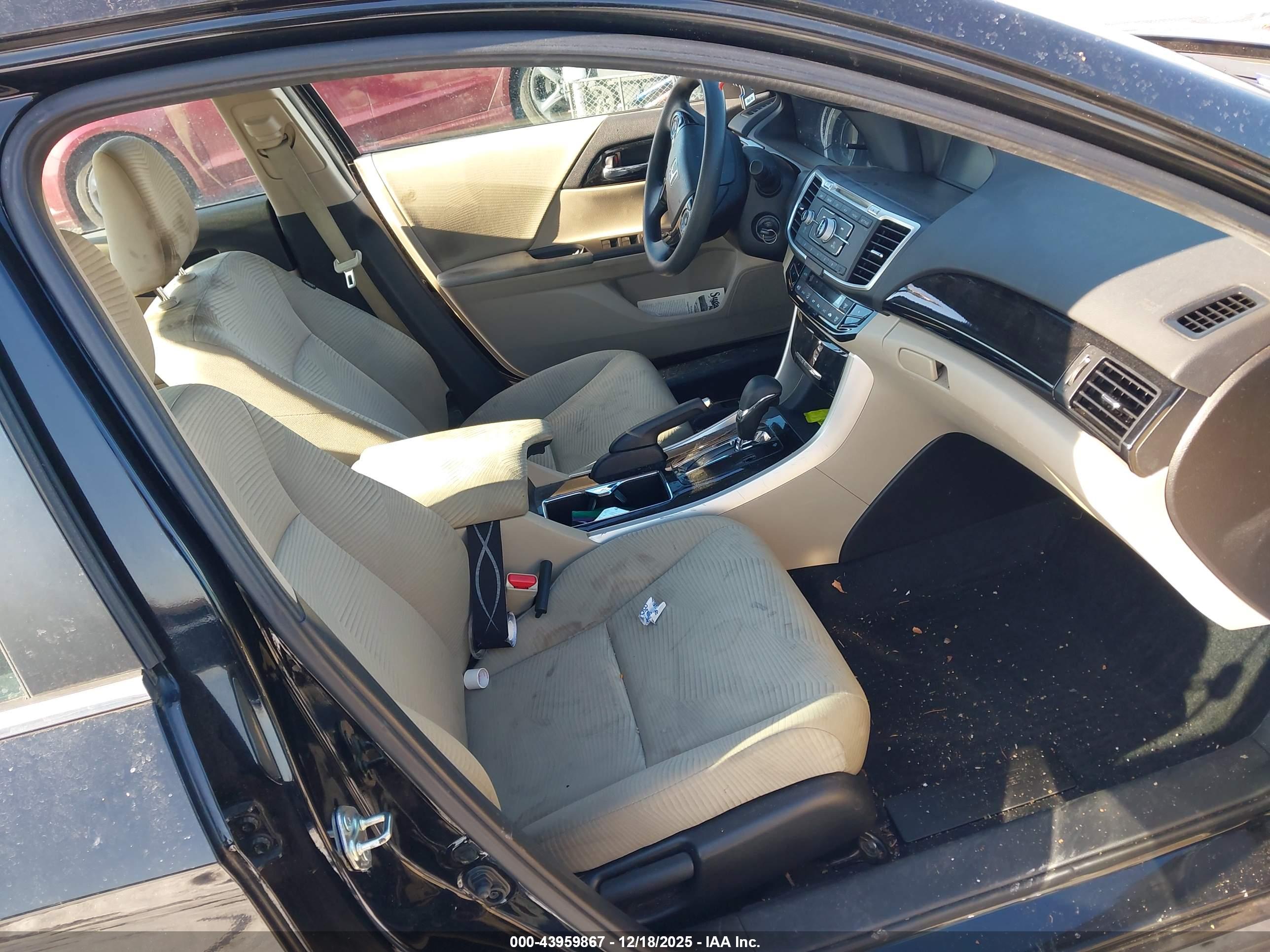 HONDA ACCORD image 5