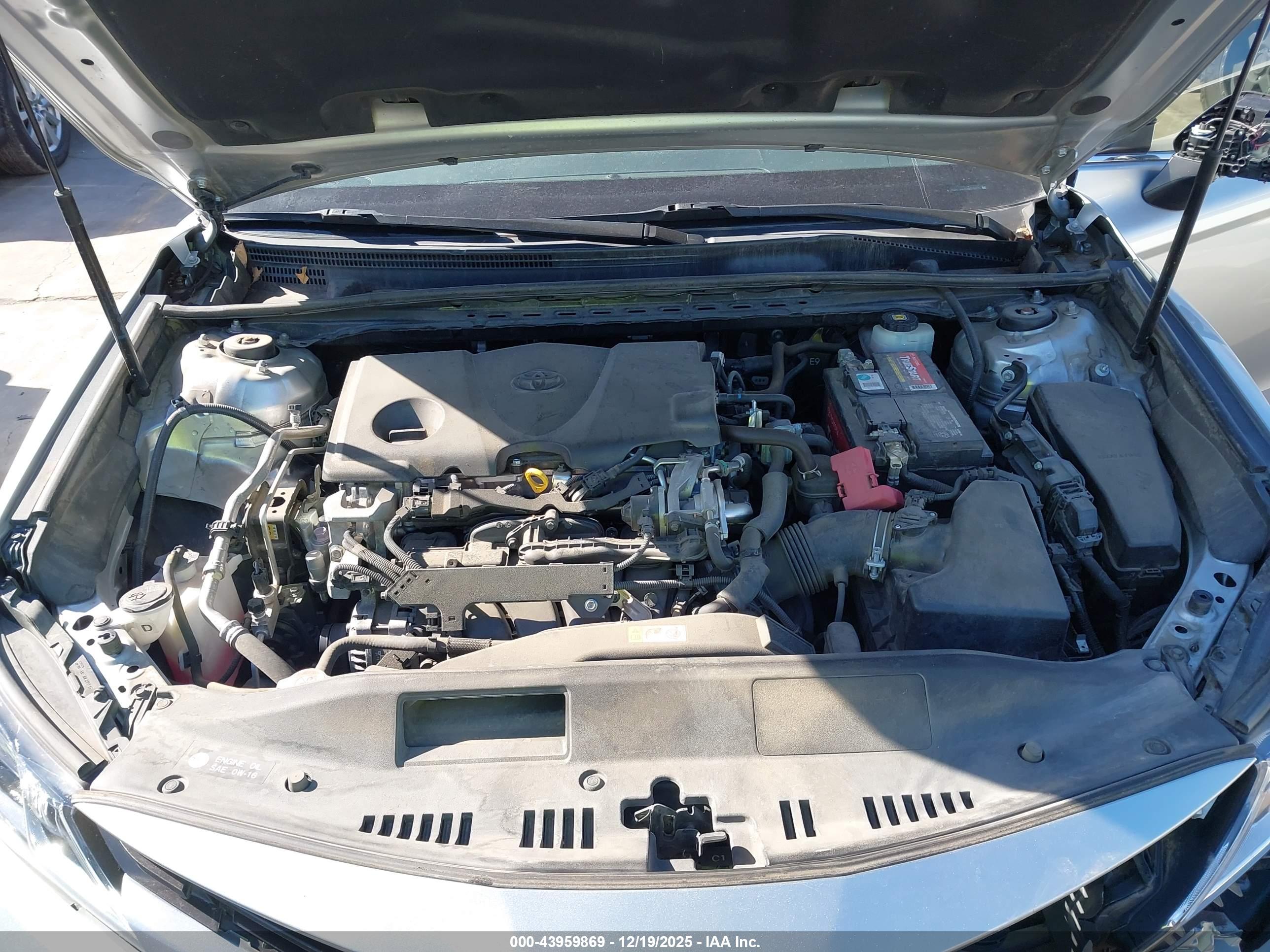 TOYOTA CAMRY image 10