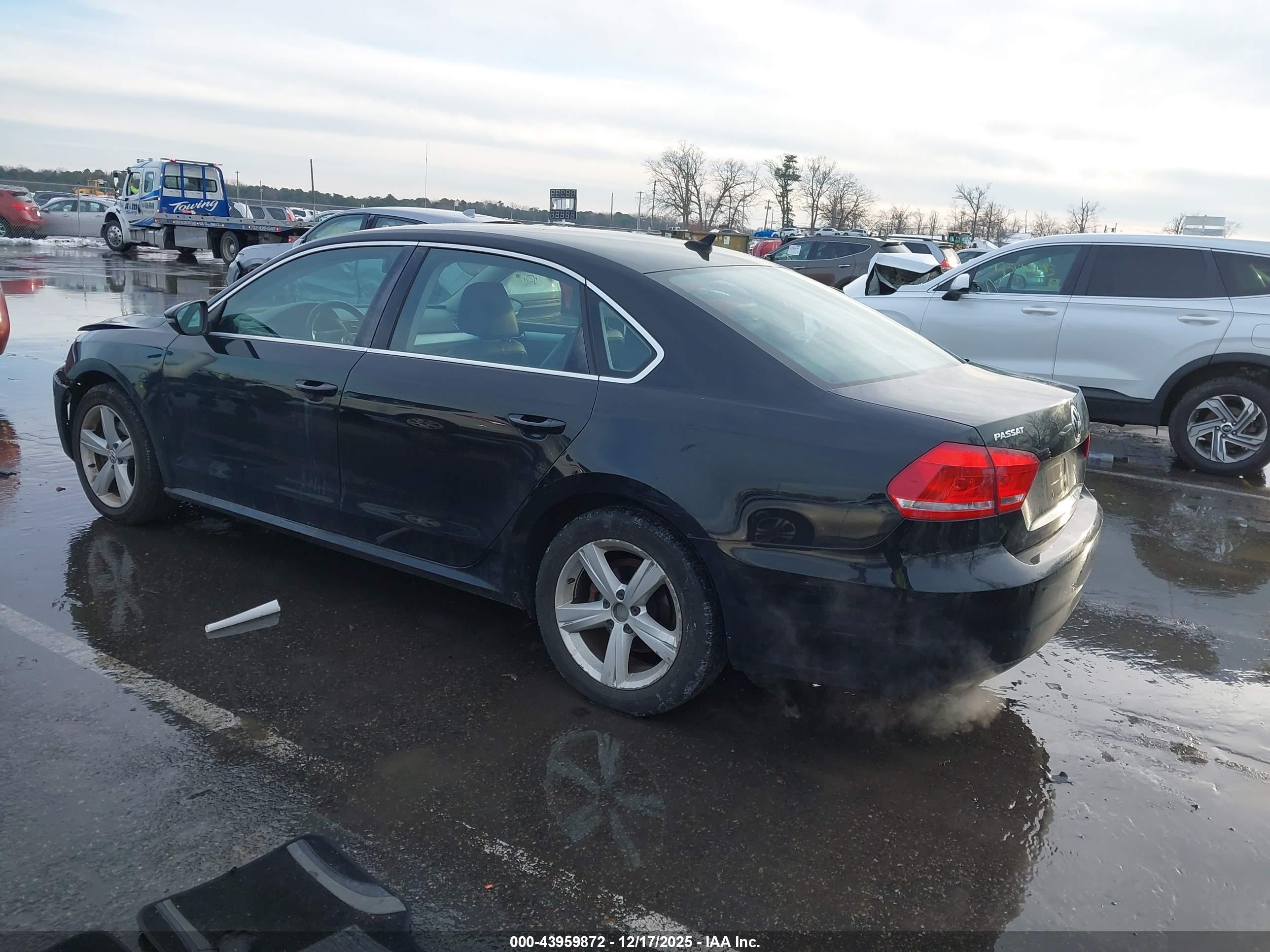 VOLKSWAGEN PASSAT image 3