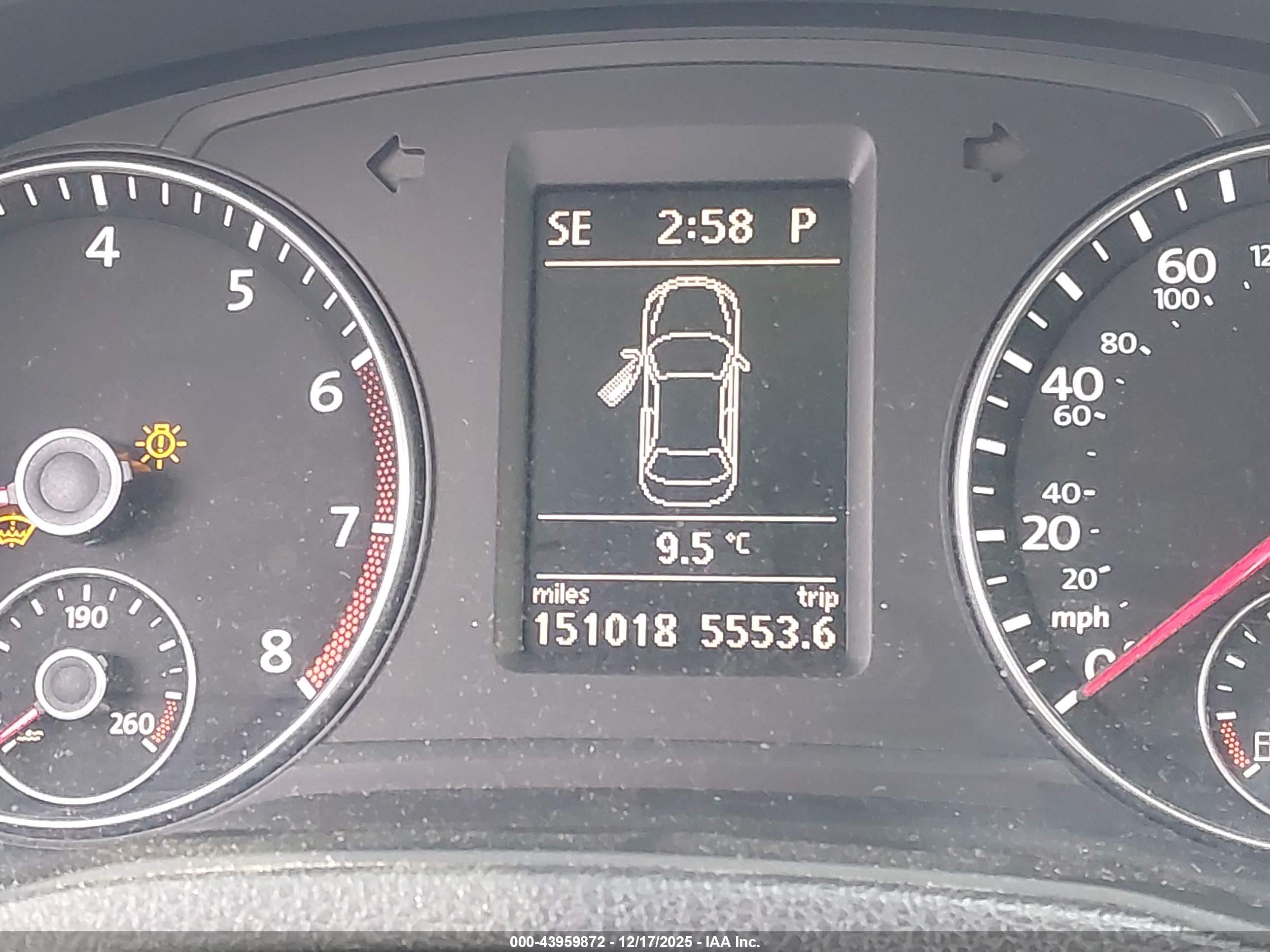 VOLKSWAGEN PASSAT image 7