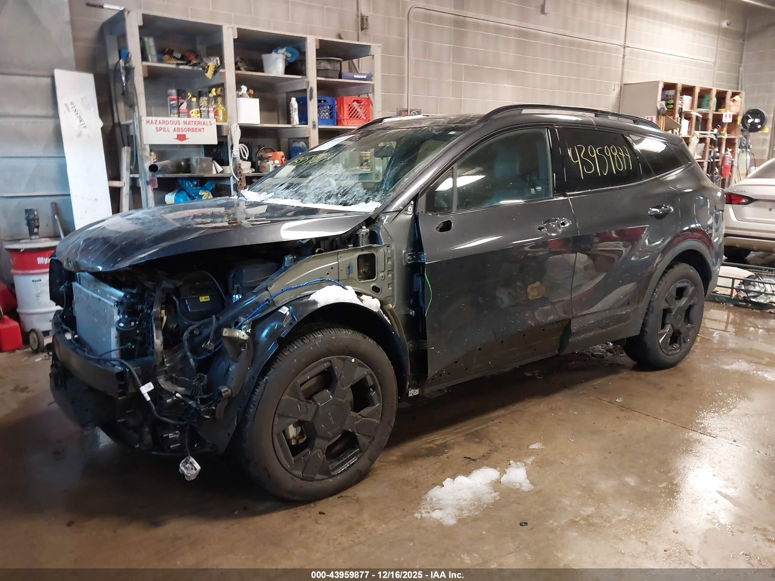 KIA SPORTAGE image 2