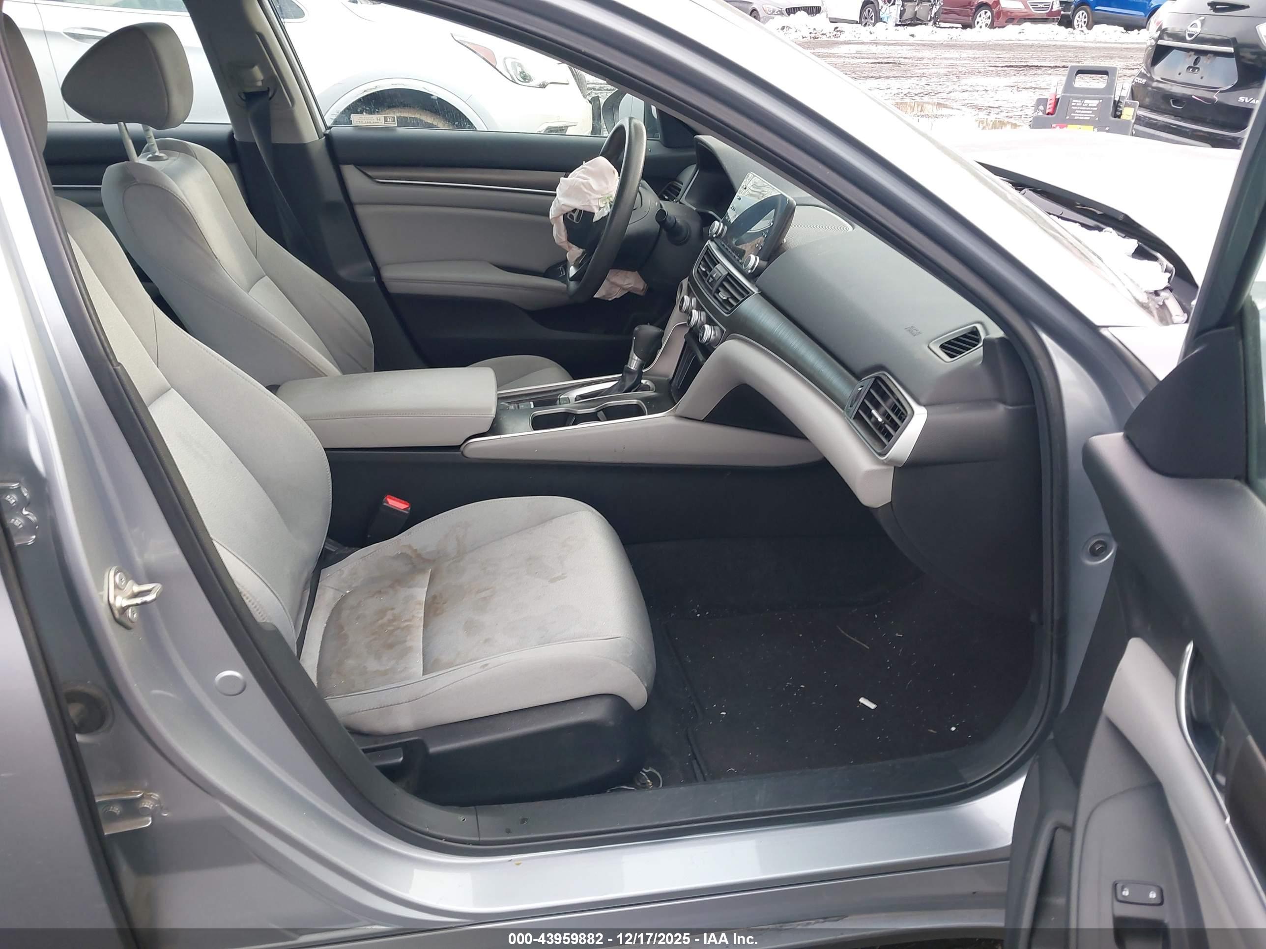 HONDA ACCORD image 5