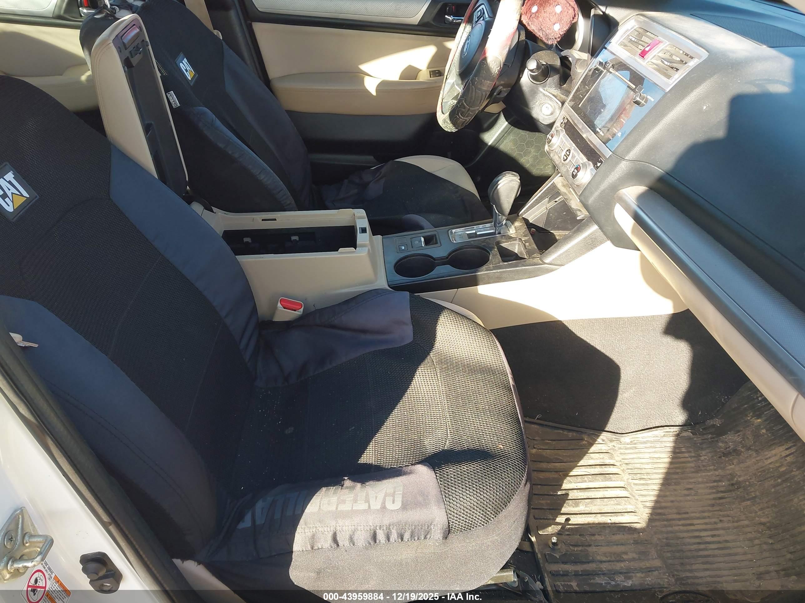 SUBARU LEGACY image 5