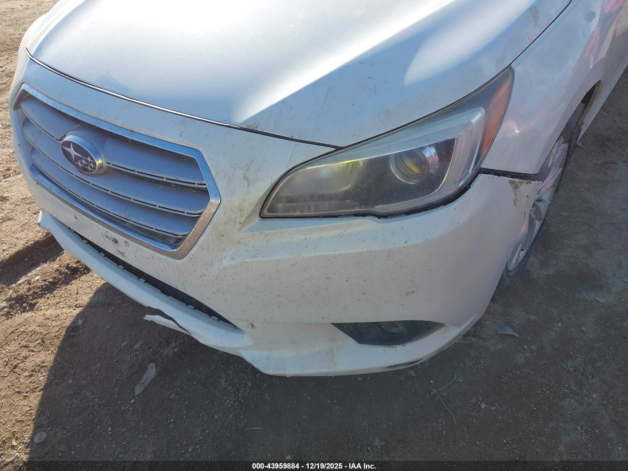 SUBARU LEGACY image 6