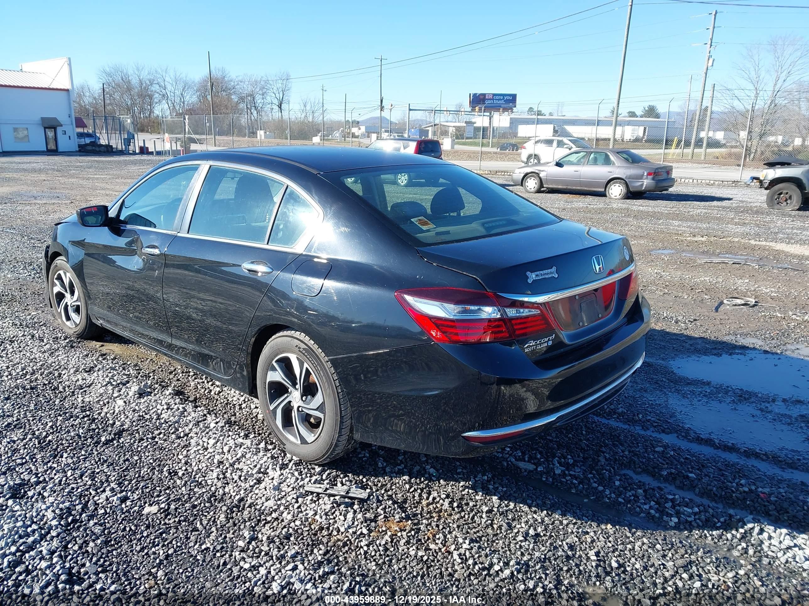 HONDA ACCORD image 3
