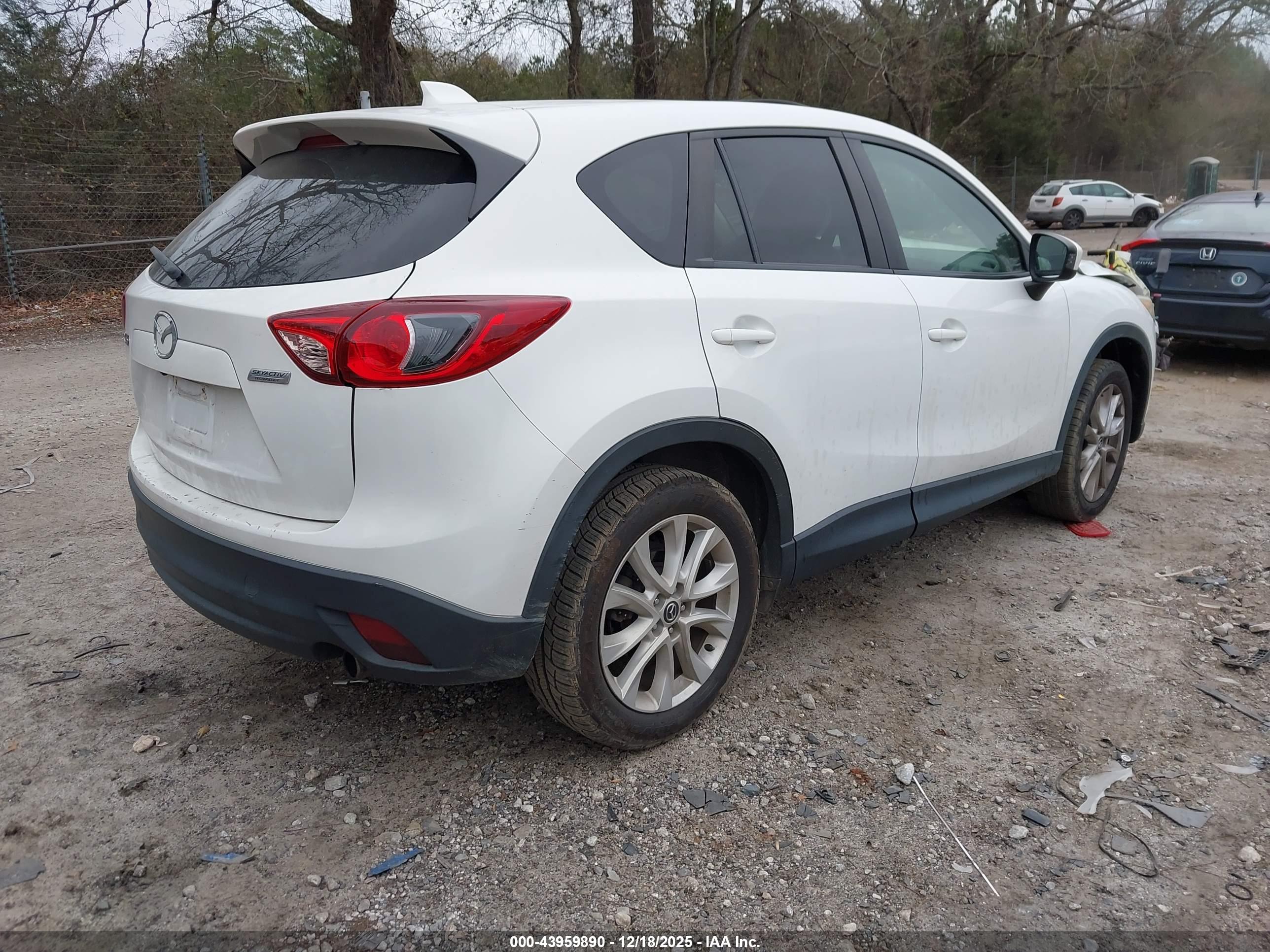 MAZDA CX-5 image 4