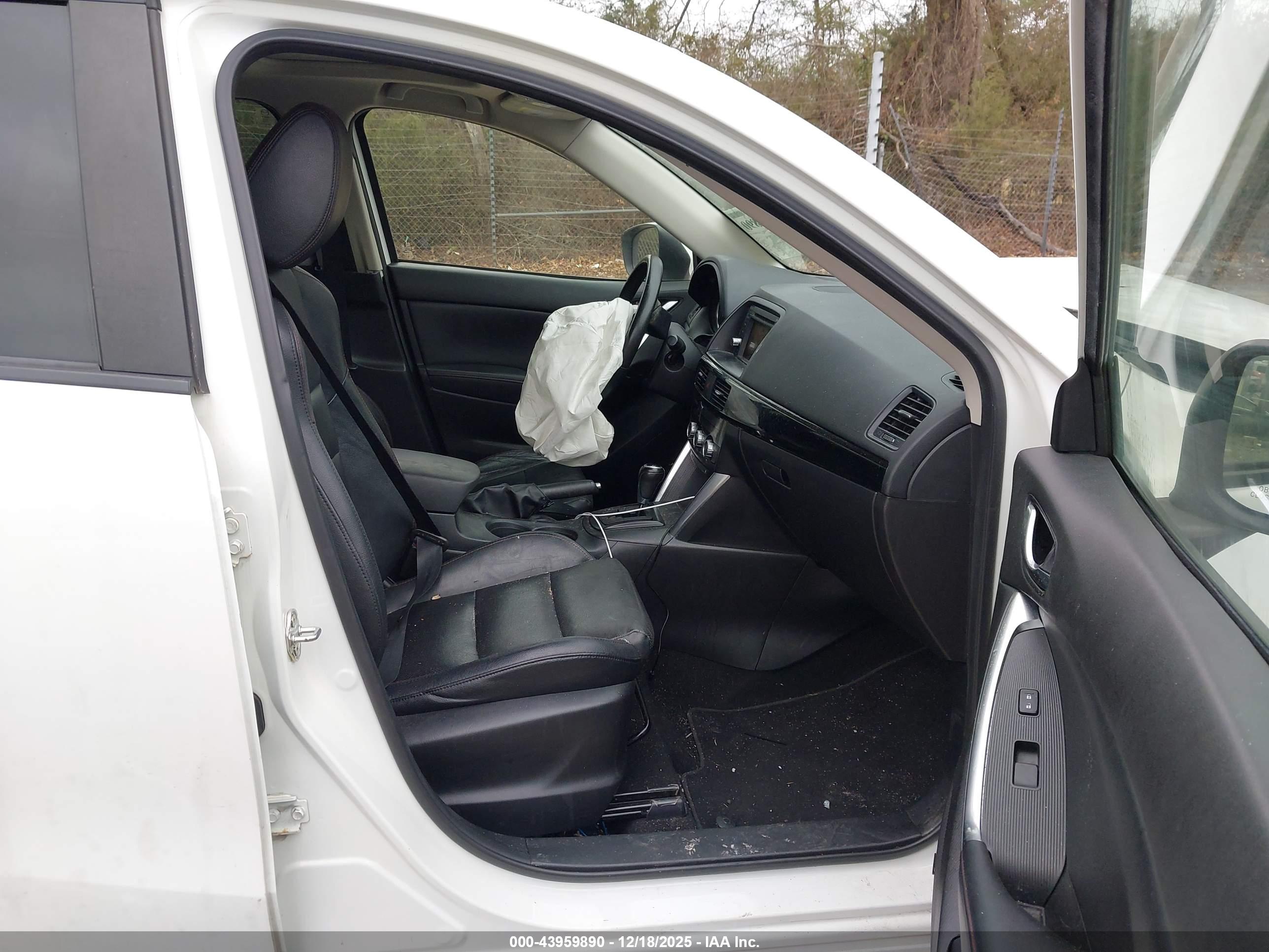 MAZDA CX-5 image 5