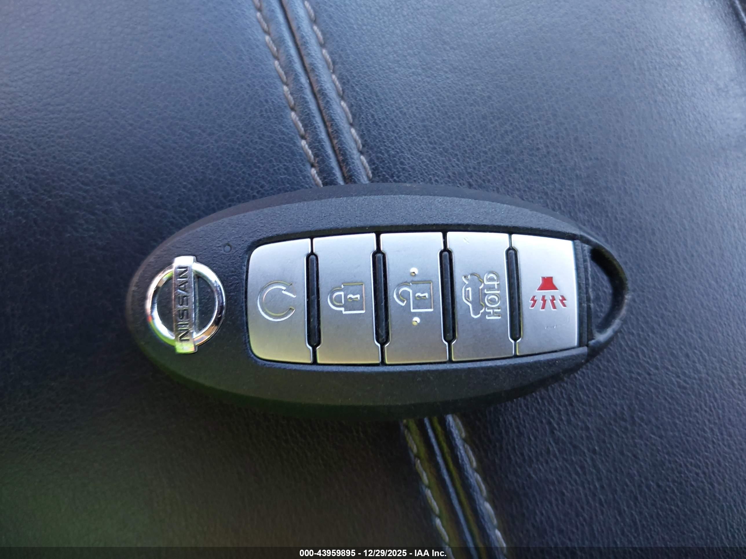 NISSAN ALTIMA image 11