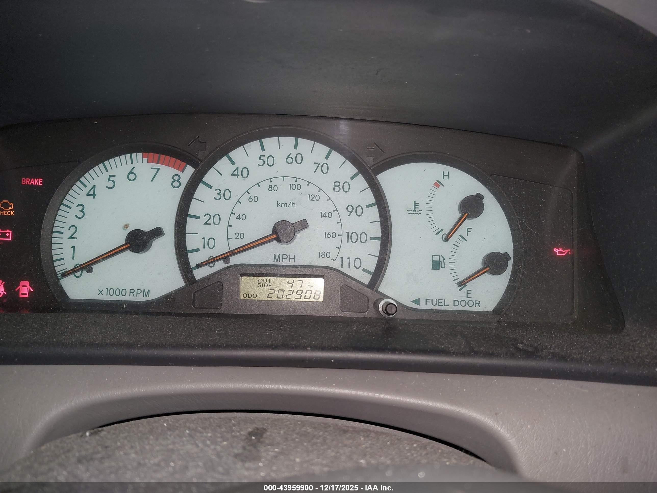 TOYOTA COROLLA image 7
