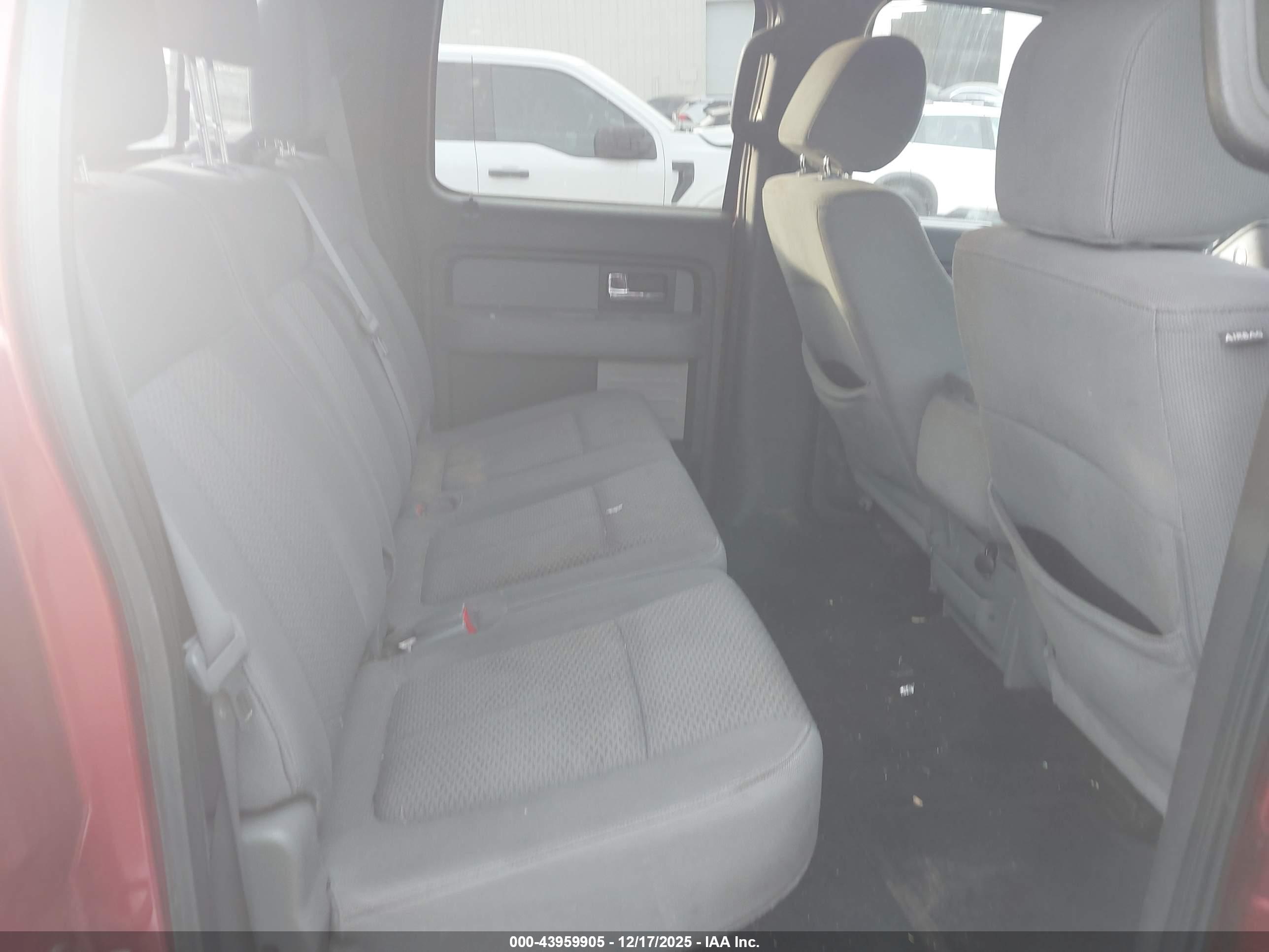 FORD F-150 image 8