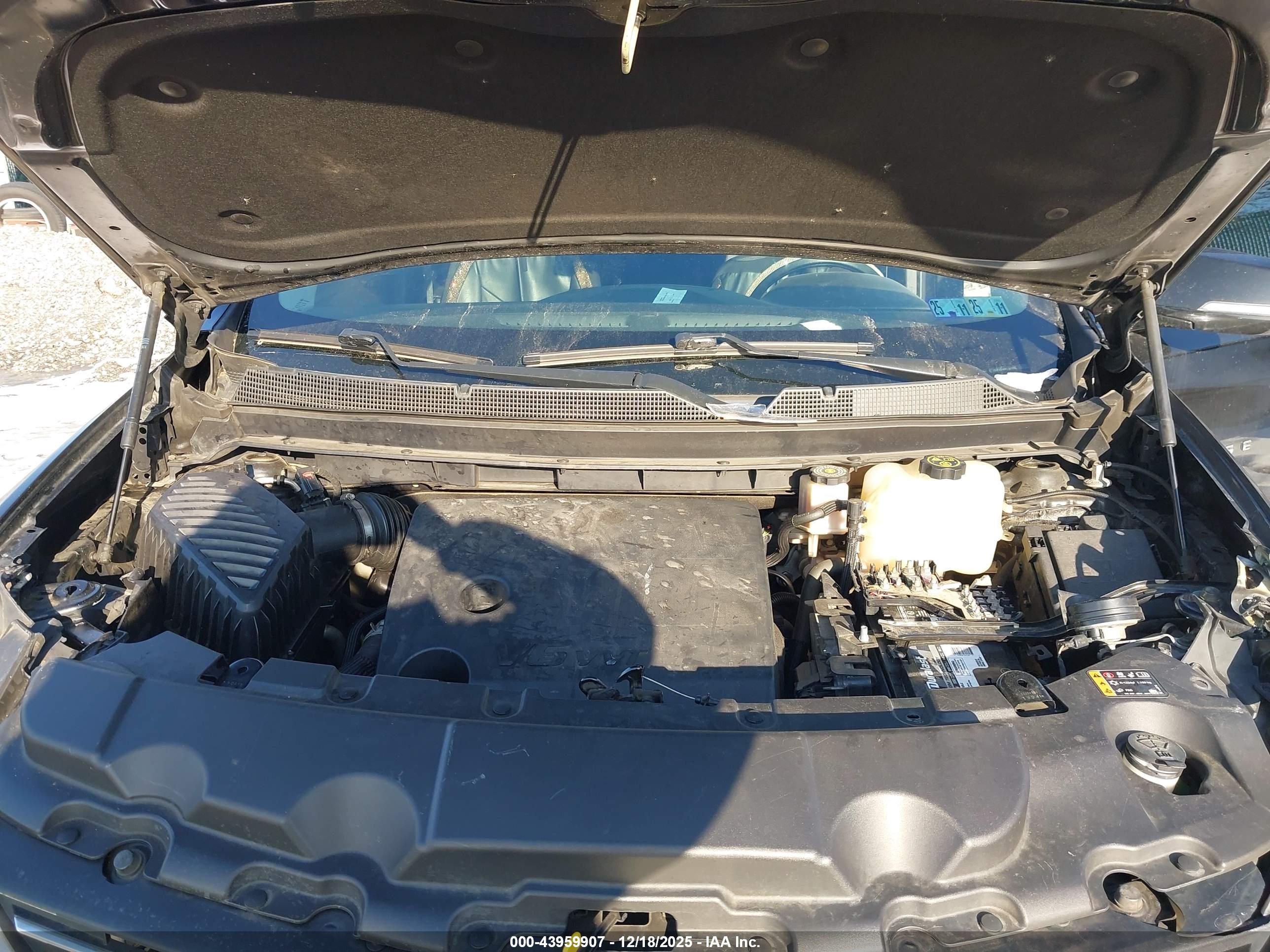 CHEVROLET TRAVERSE image 10