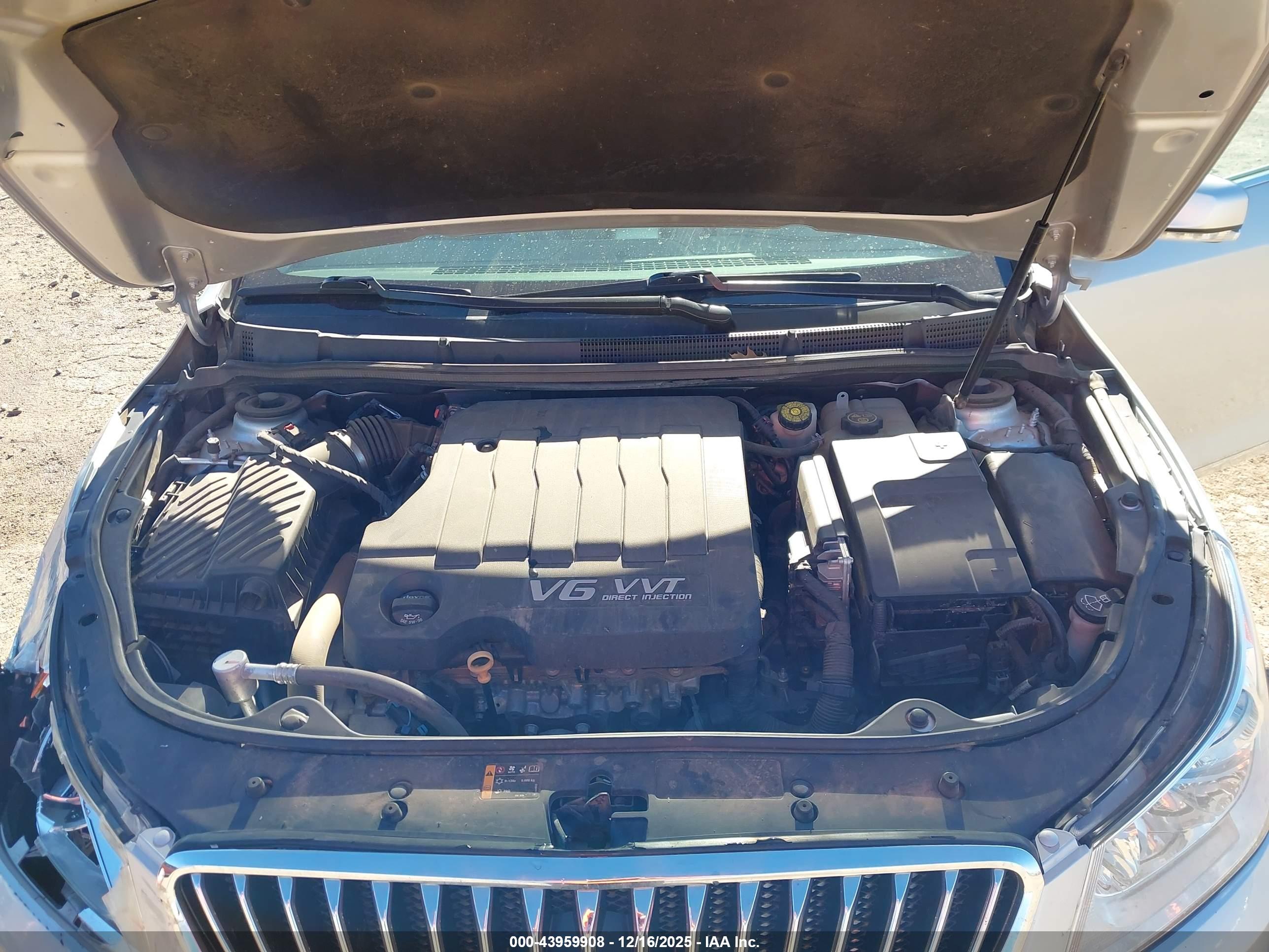 BUICK LACROSSE image 10