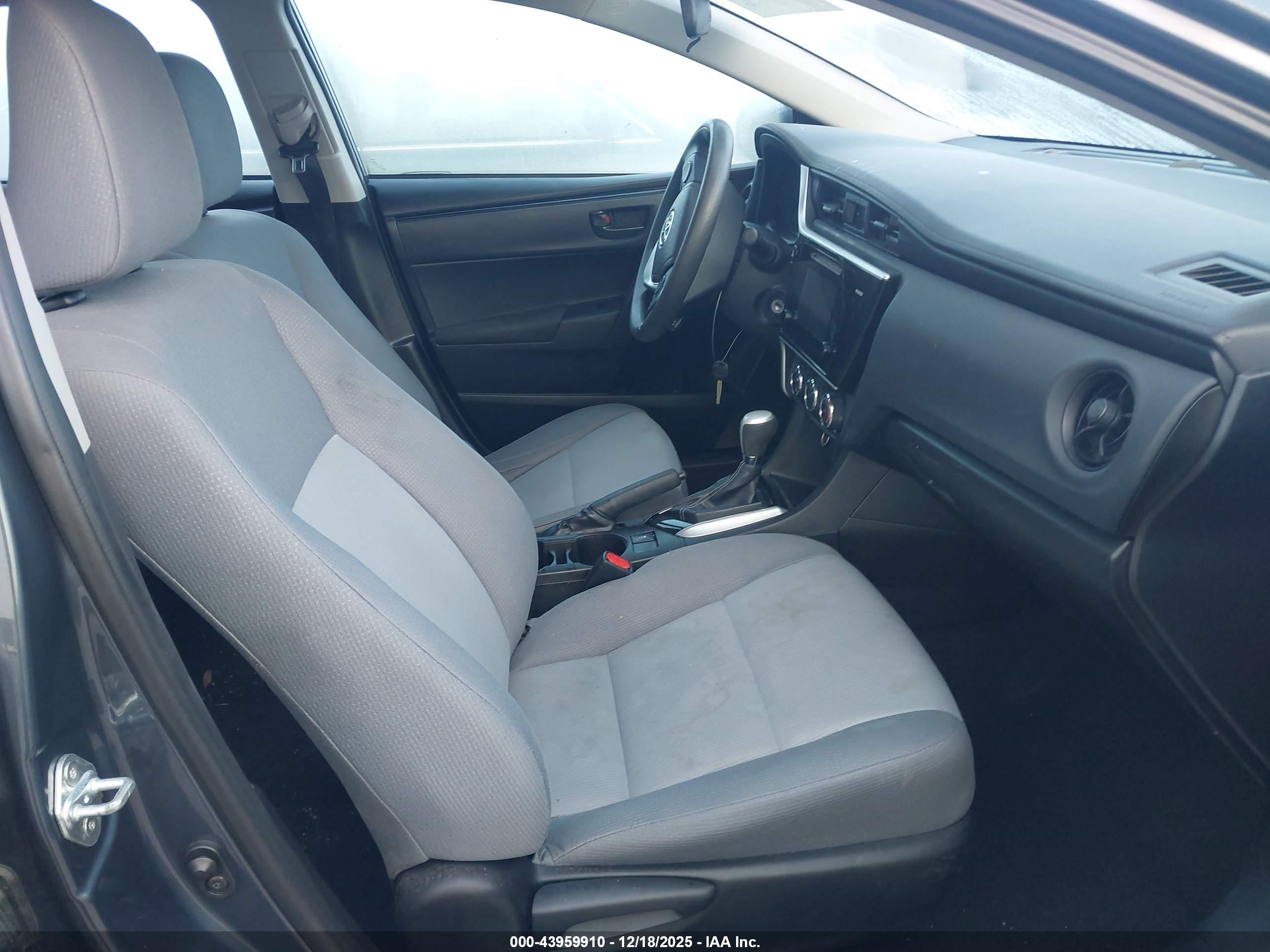 TOYOTA COROLLA image 5