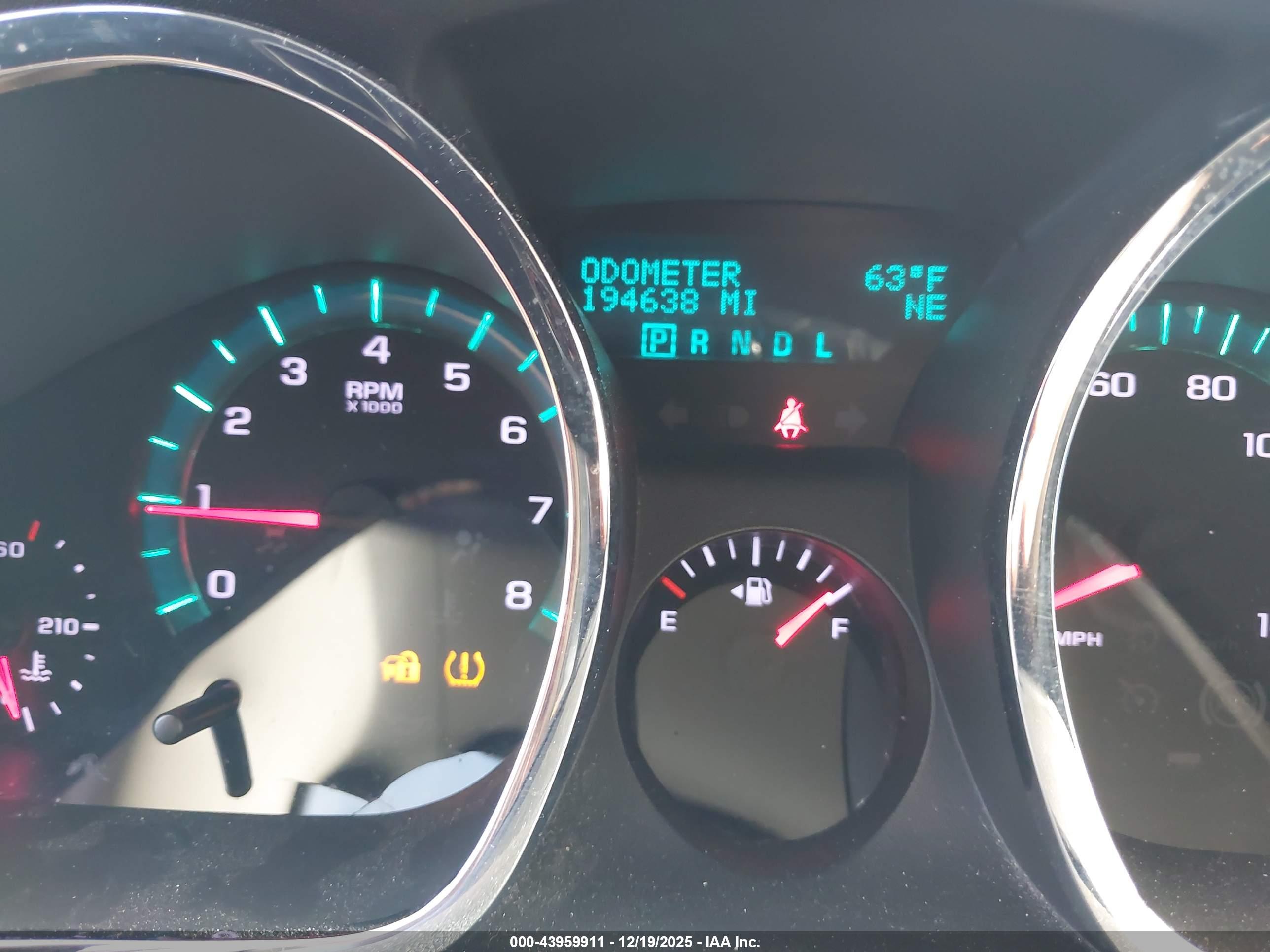 CHEVROLET TRAVERSE image 7