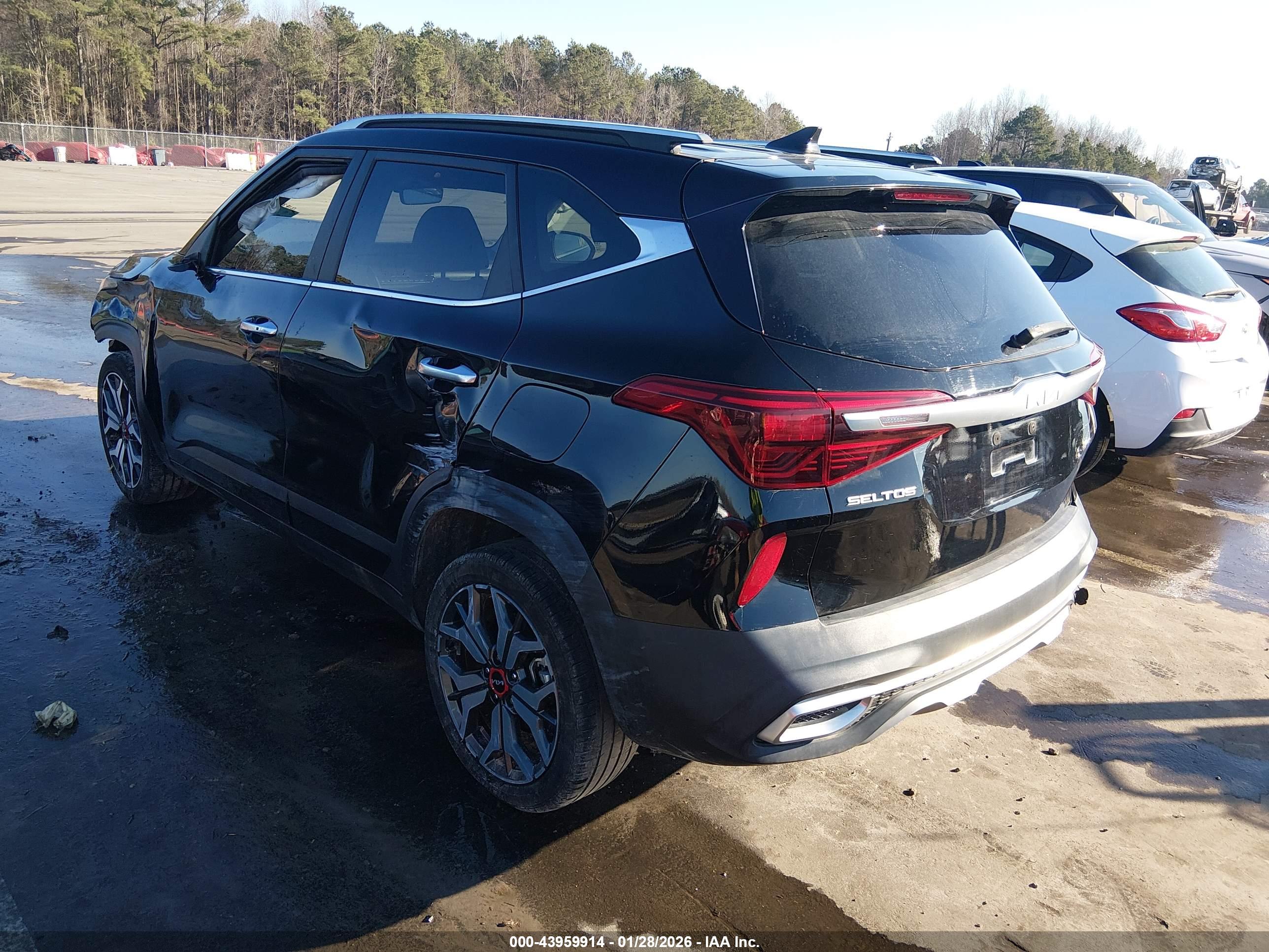 KIA SELTOS image 3