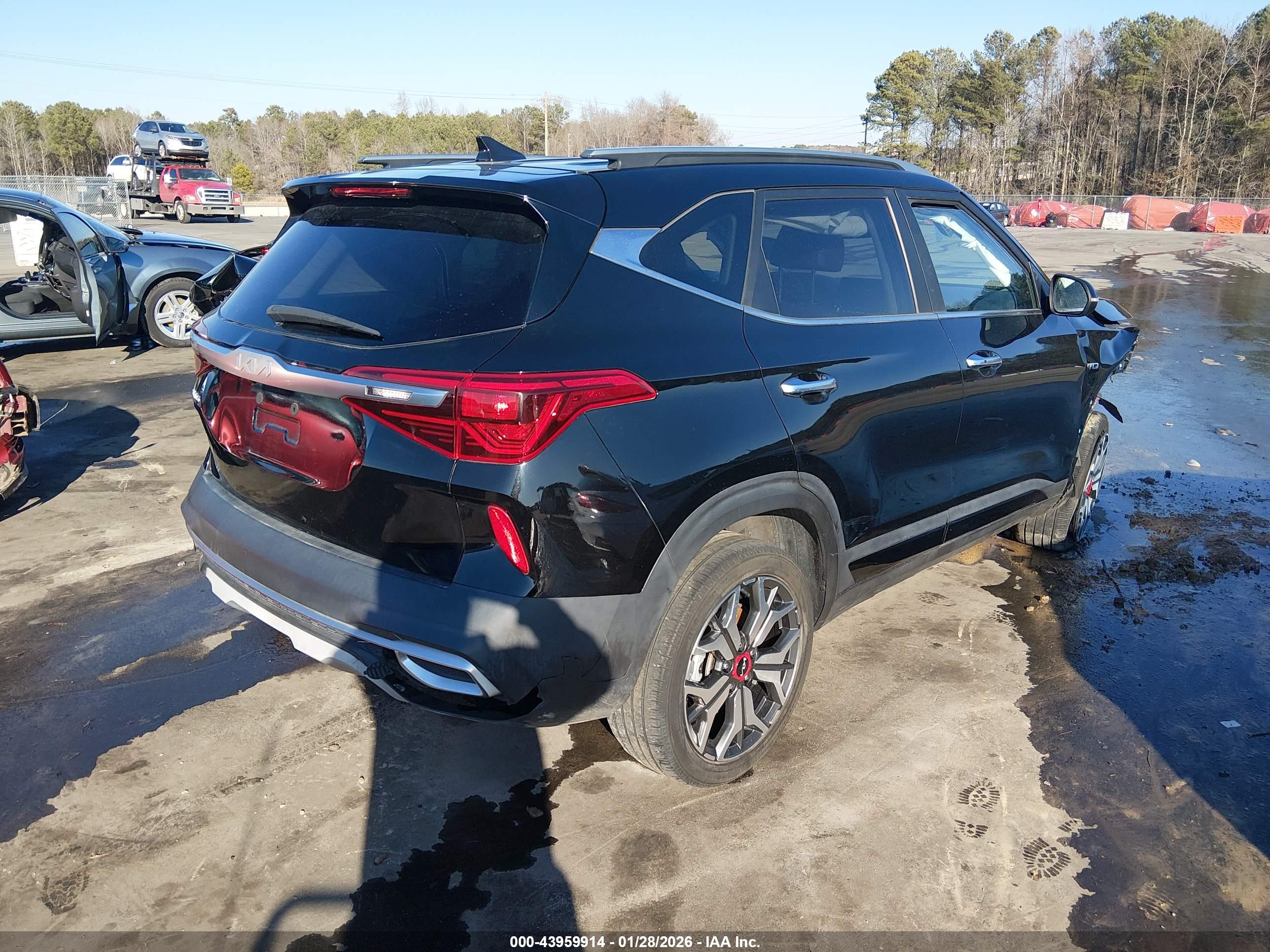 KIA SELTOS image 4