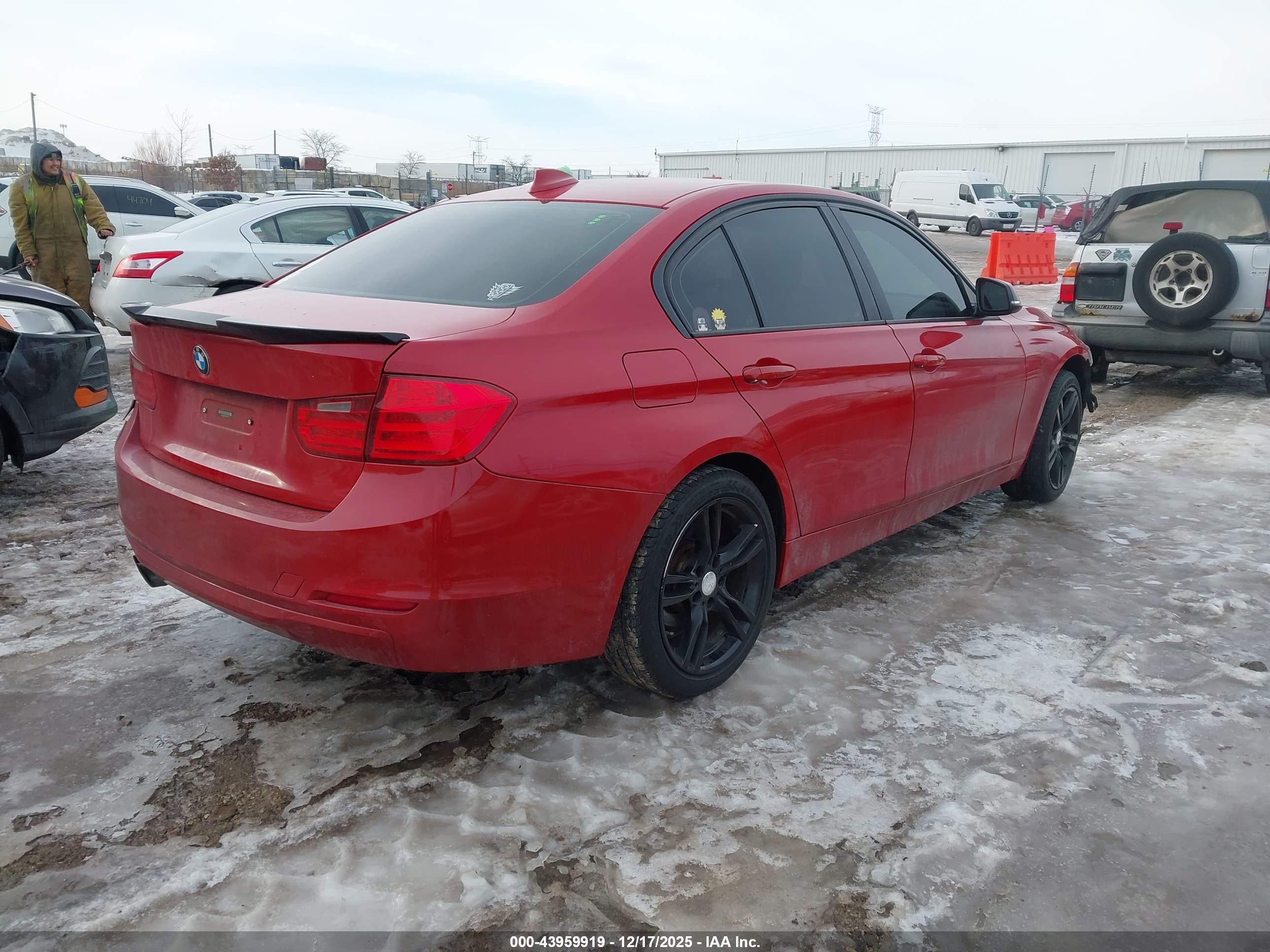 BMW 328I image 4
