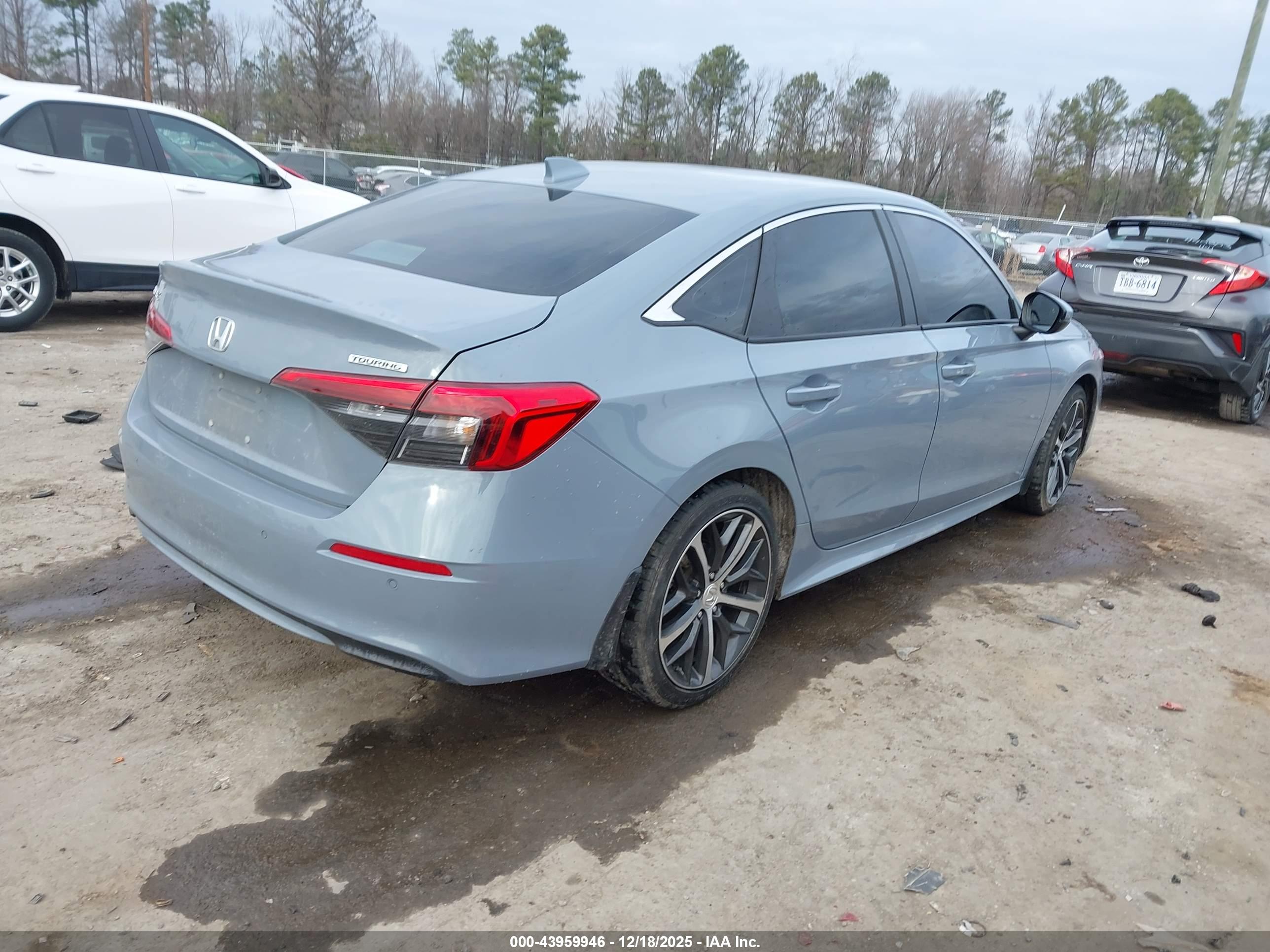 HONDA CIVIC image 4