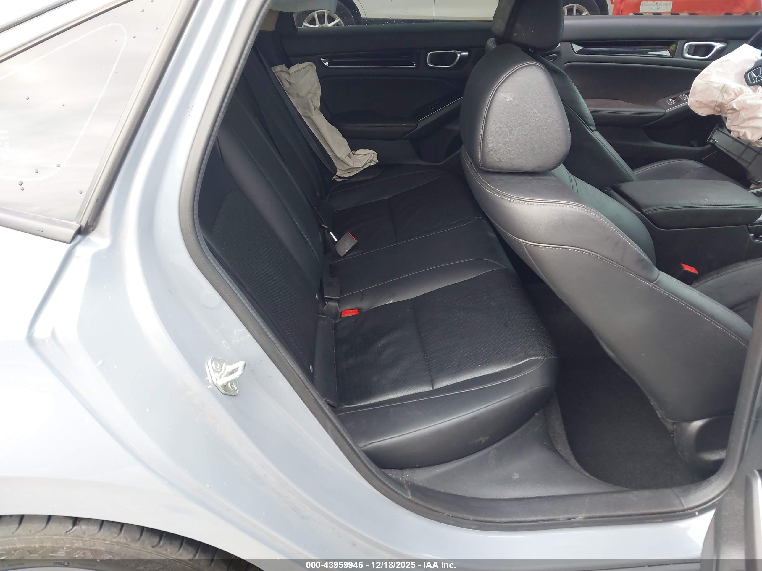 HONDA CIVIC image 8