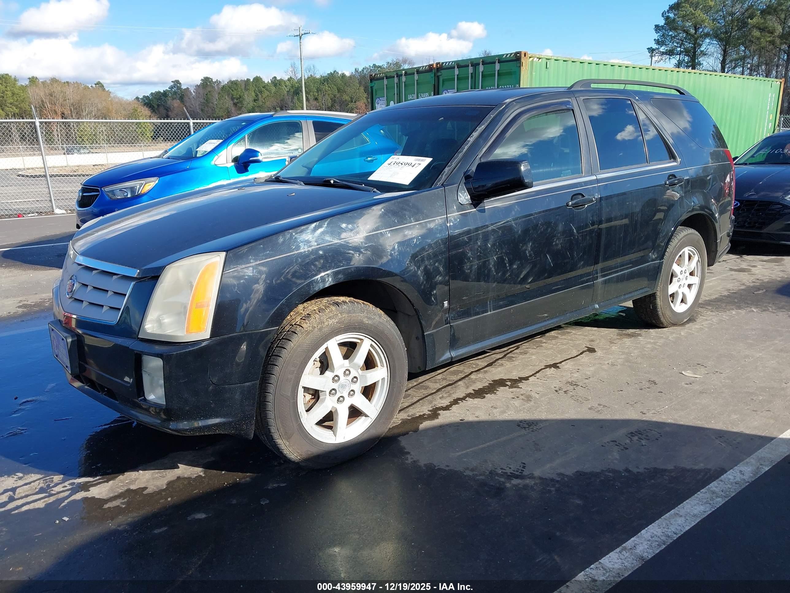 CADILLAC SRX image 2