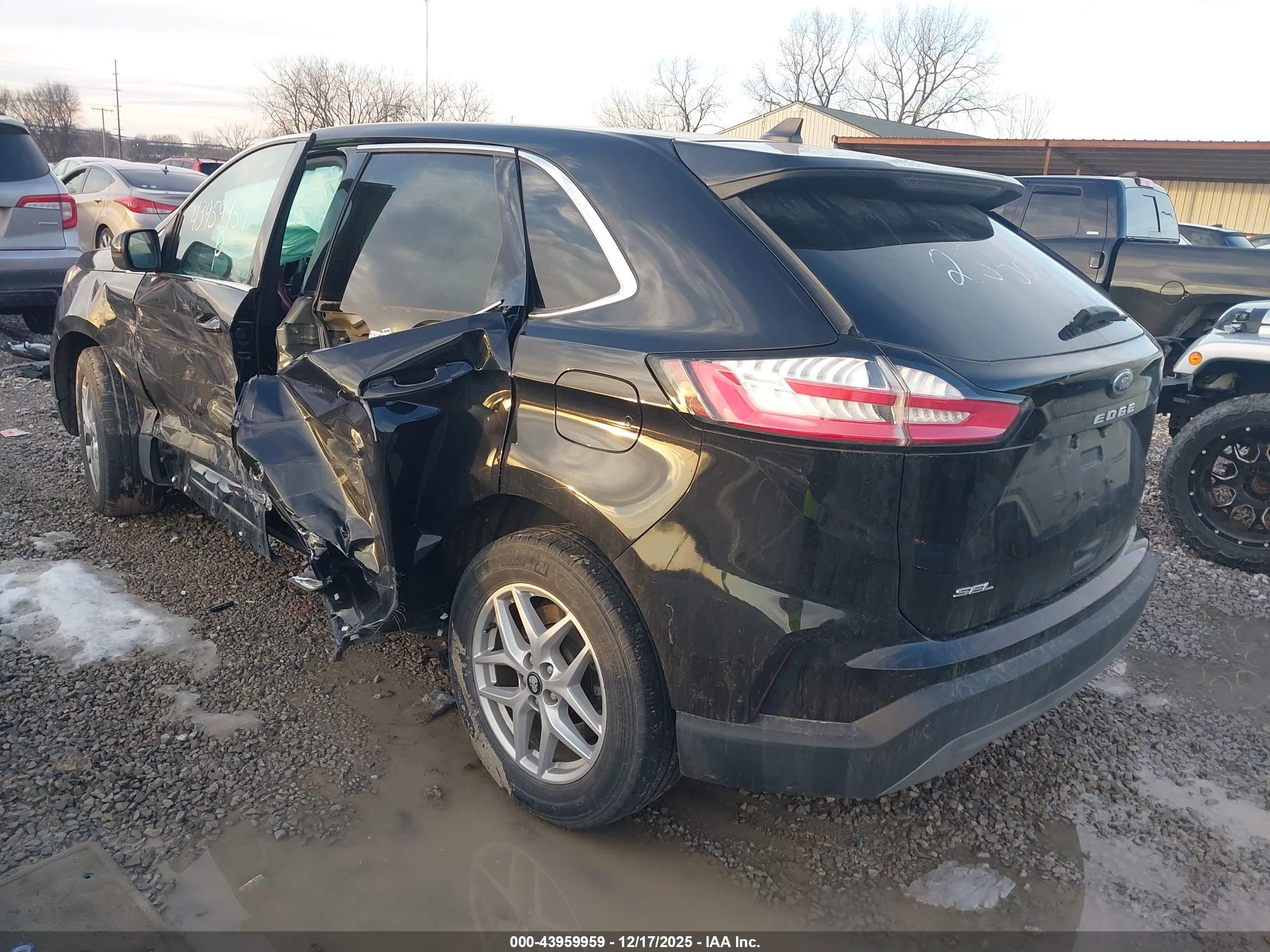 FORD EDGE image 3