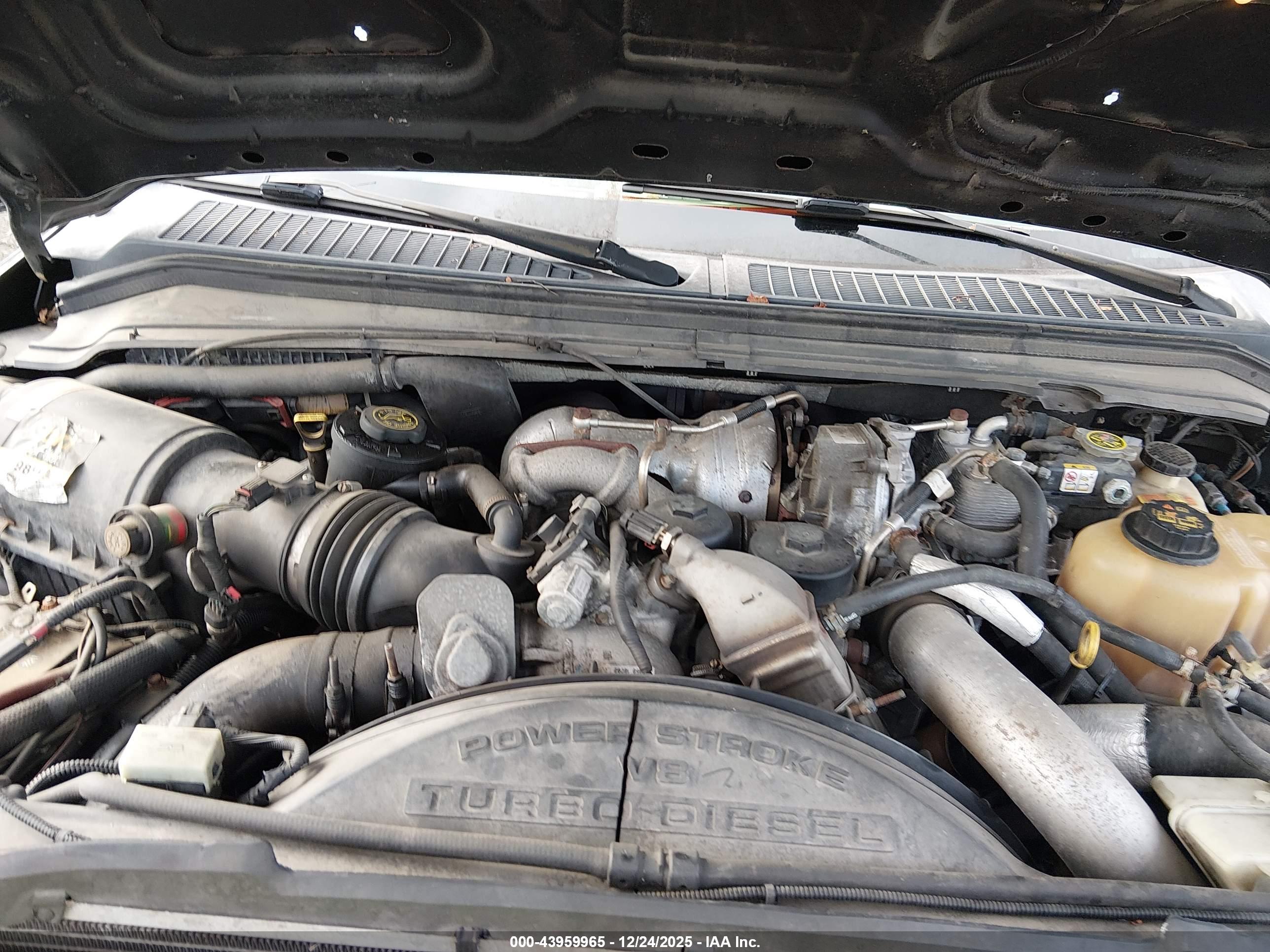 FORD F-350 image 10