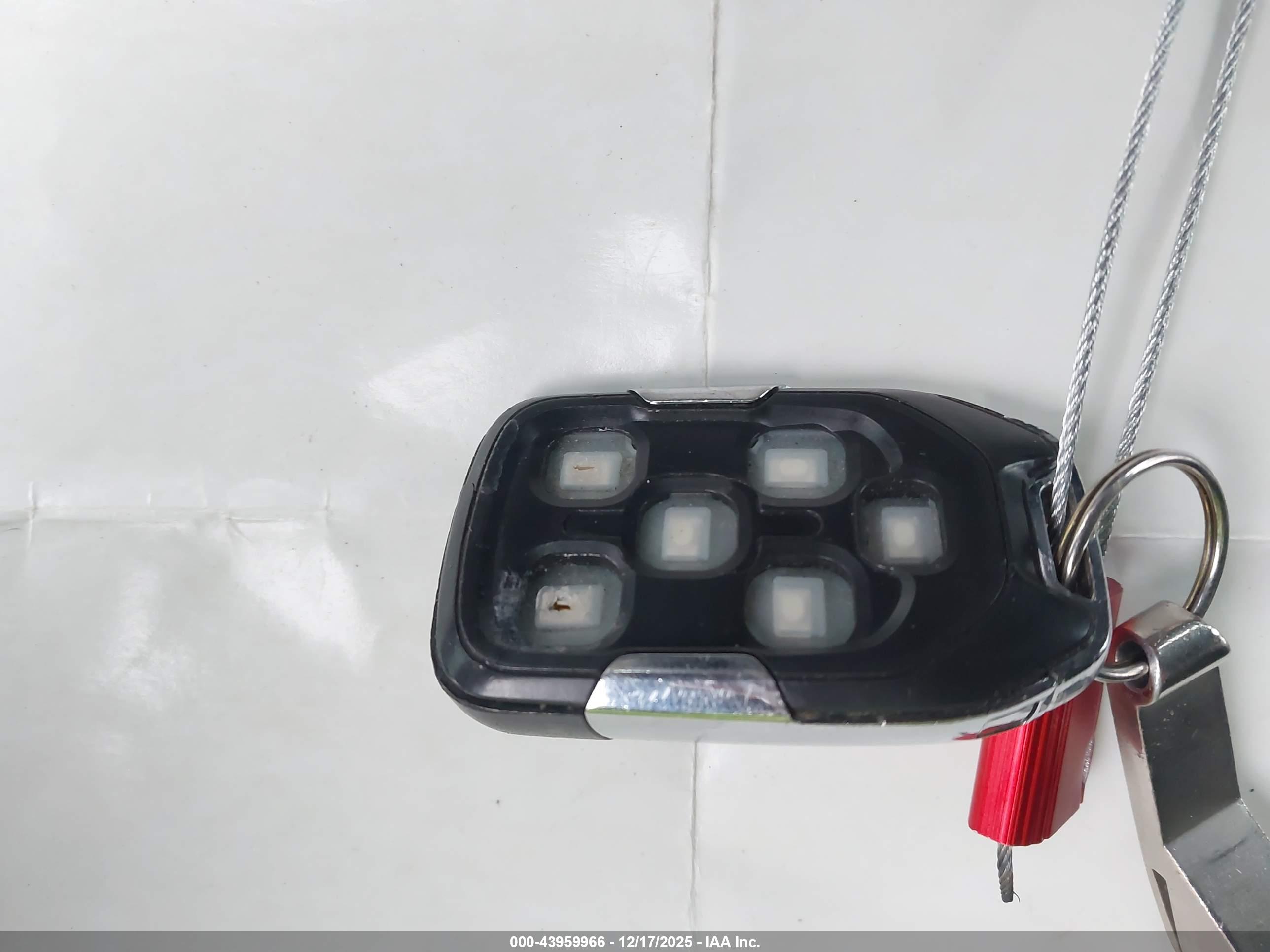 CHEVROLET TAHOE image 11
