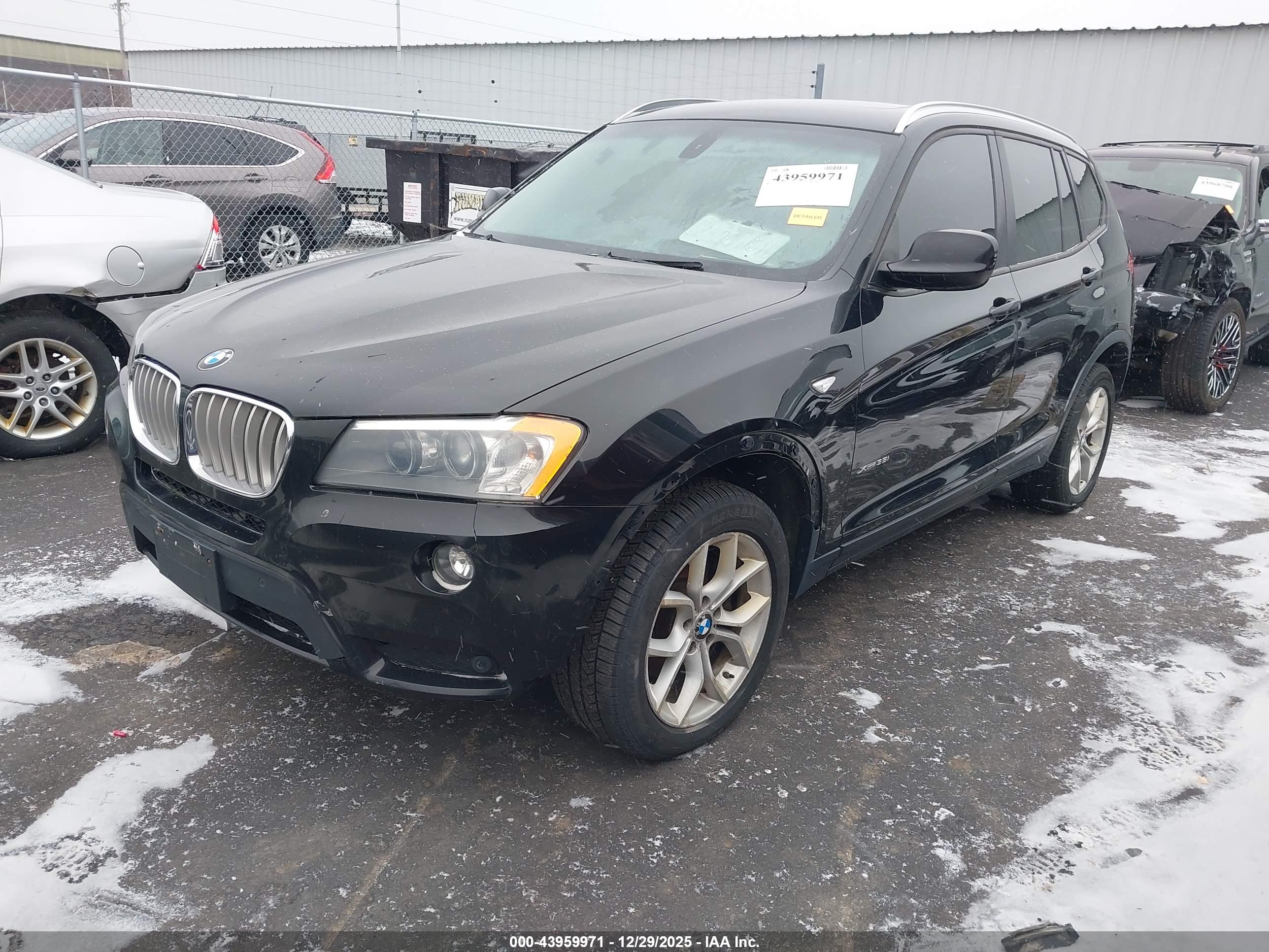 BMW X3 image 2