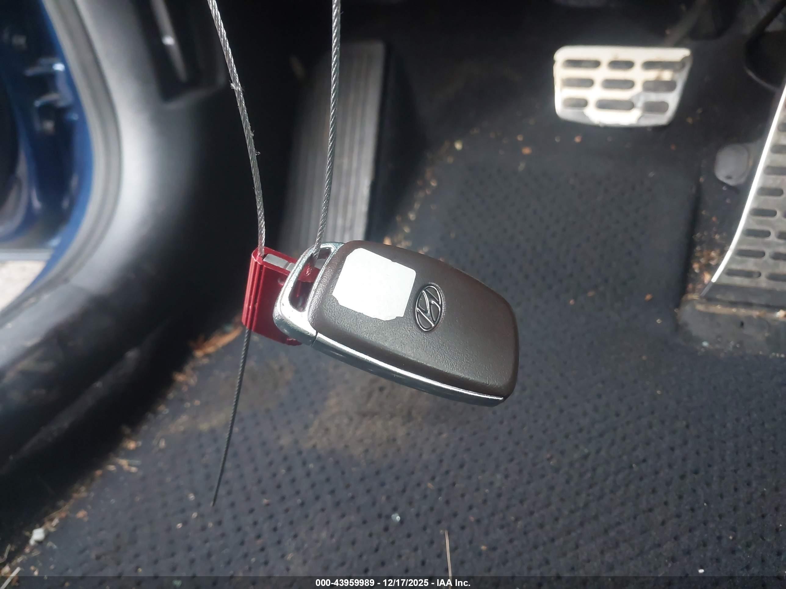 HYUNDAI SONATA image 11