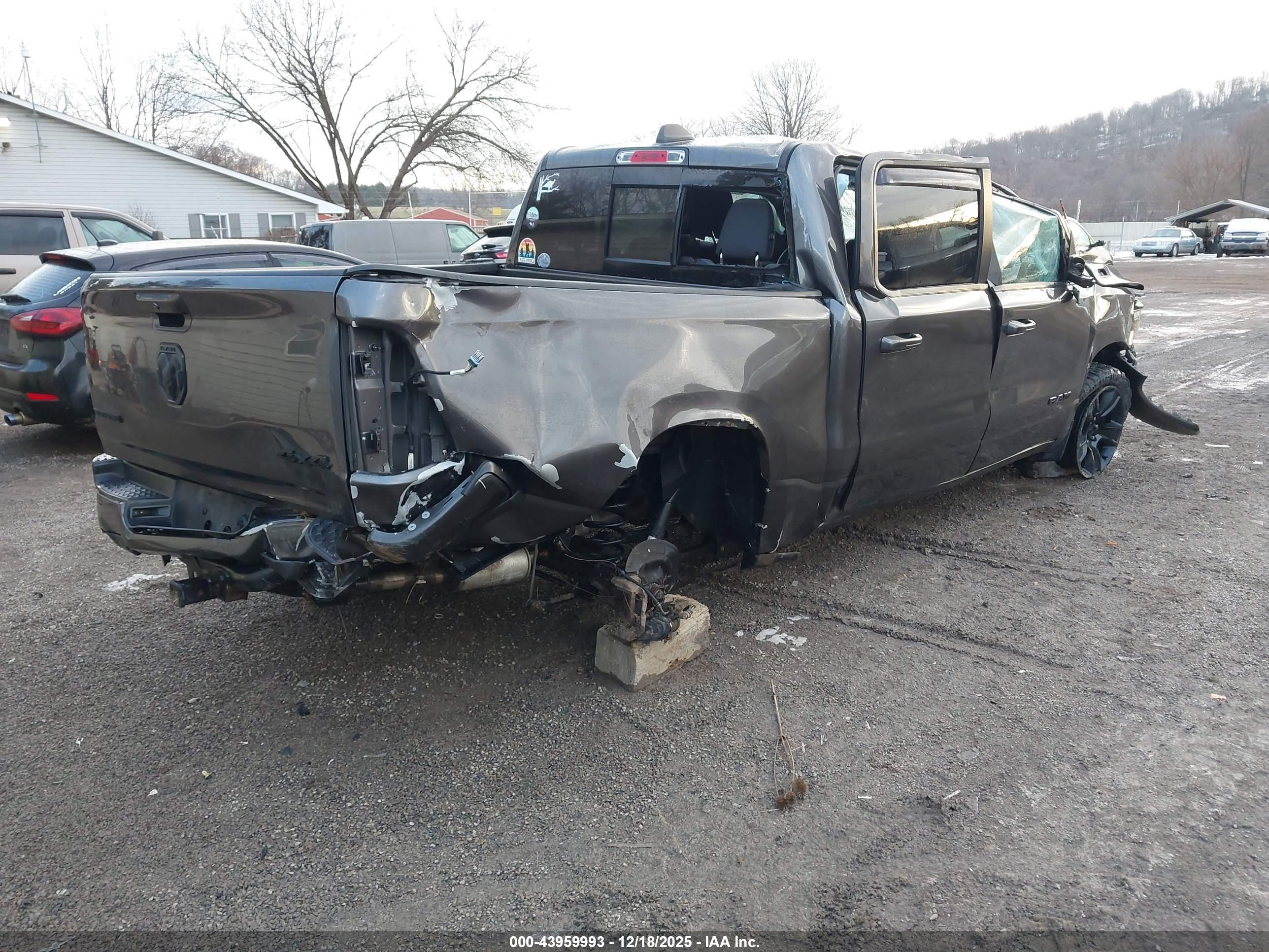 RAM 1500 image 4