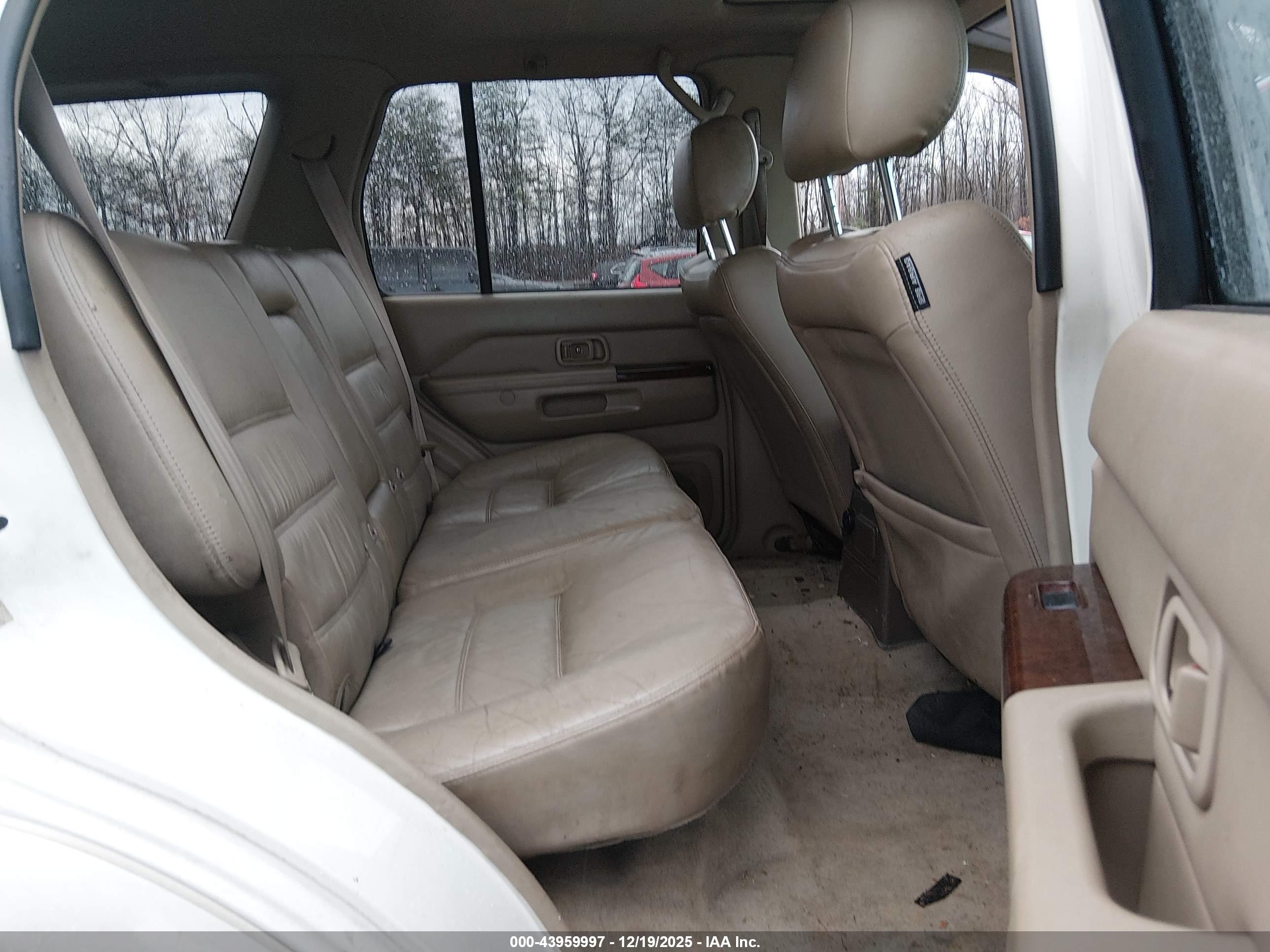 NISSAN PATHFINDER image 8