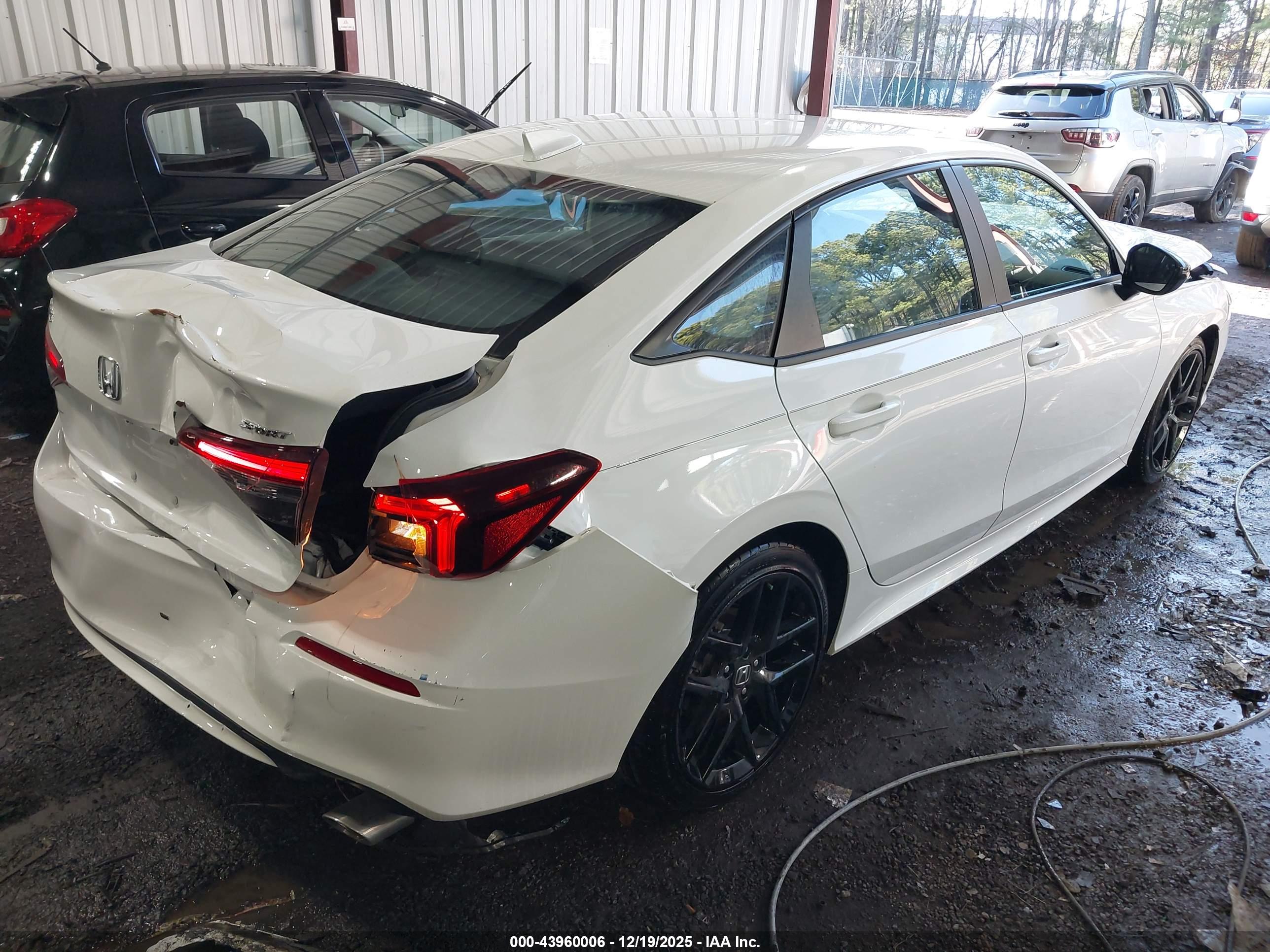 HONDA CIVIC image 4