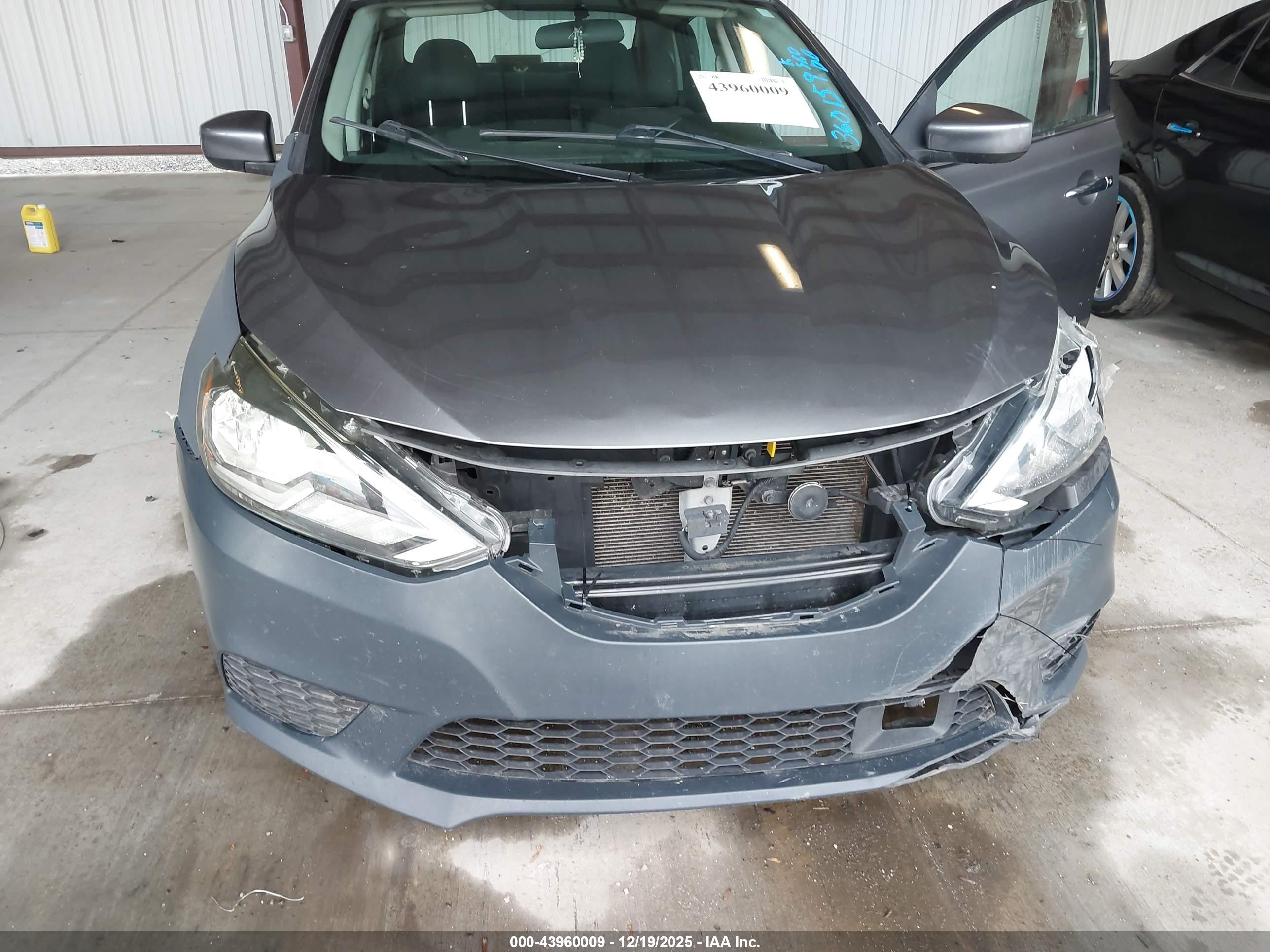 NISSAN SENTRA image 6