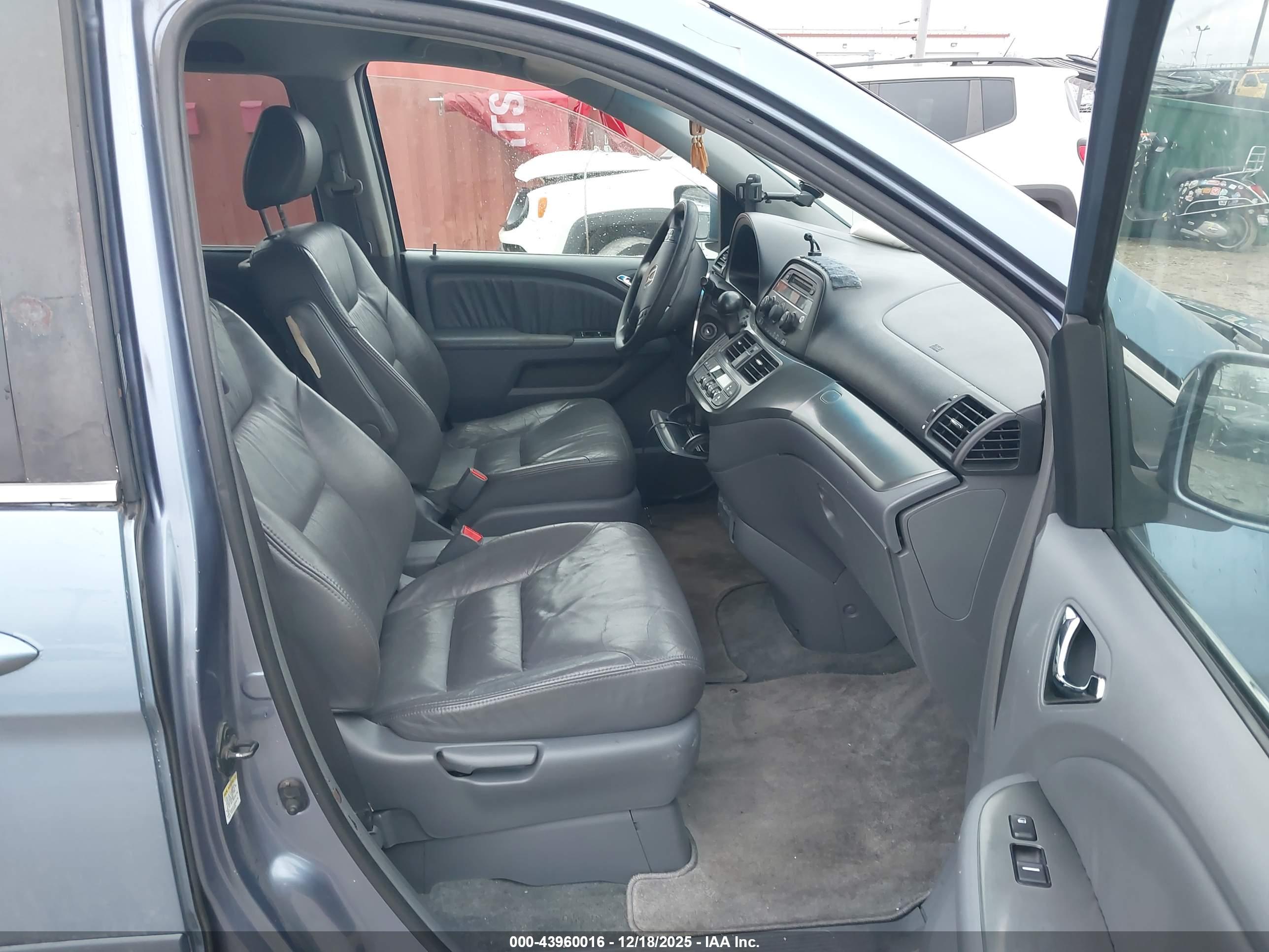 HONDA ODYSSEY image 5