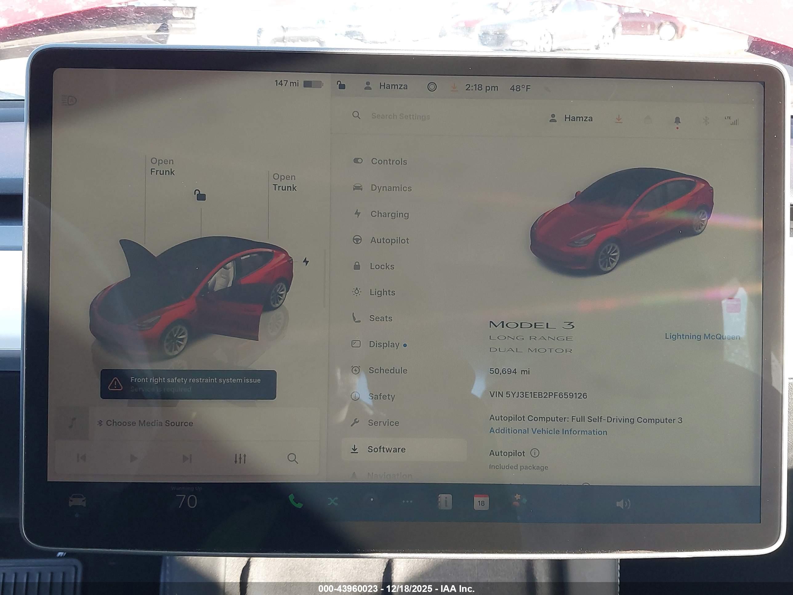 TESLA MODEL image 7